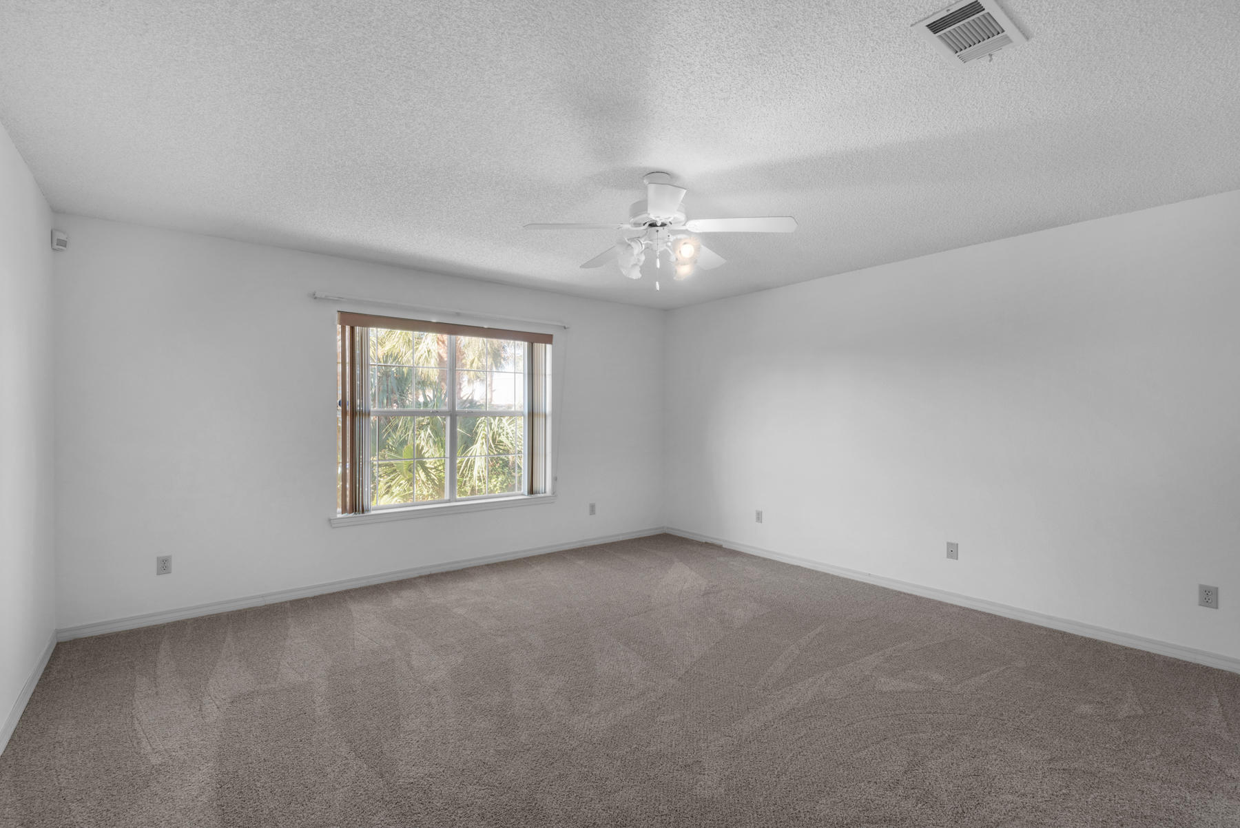 ORION LAKE - Residential