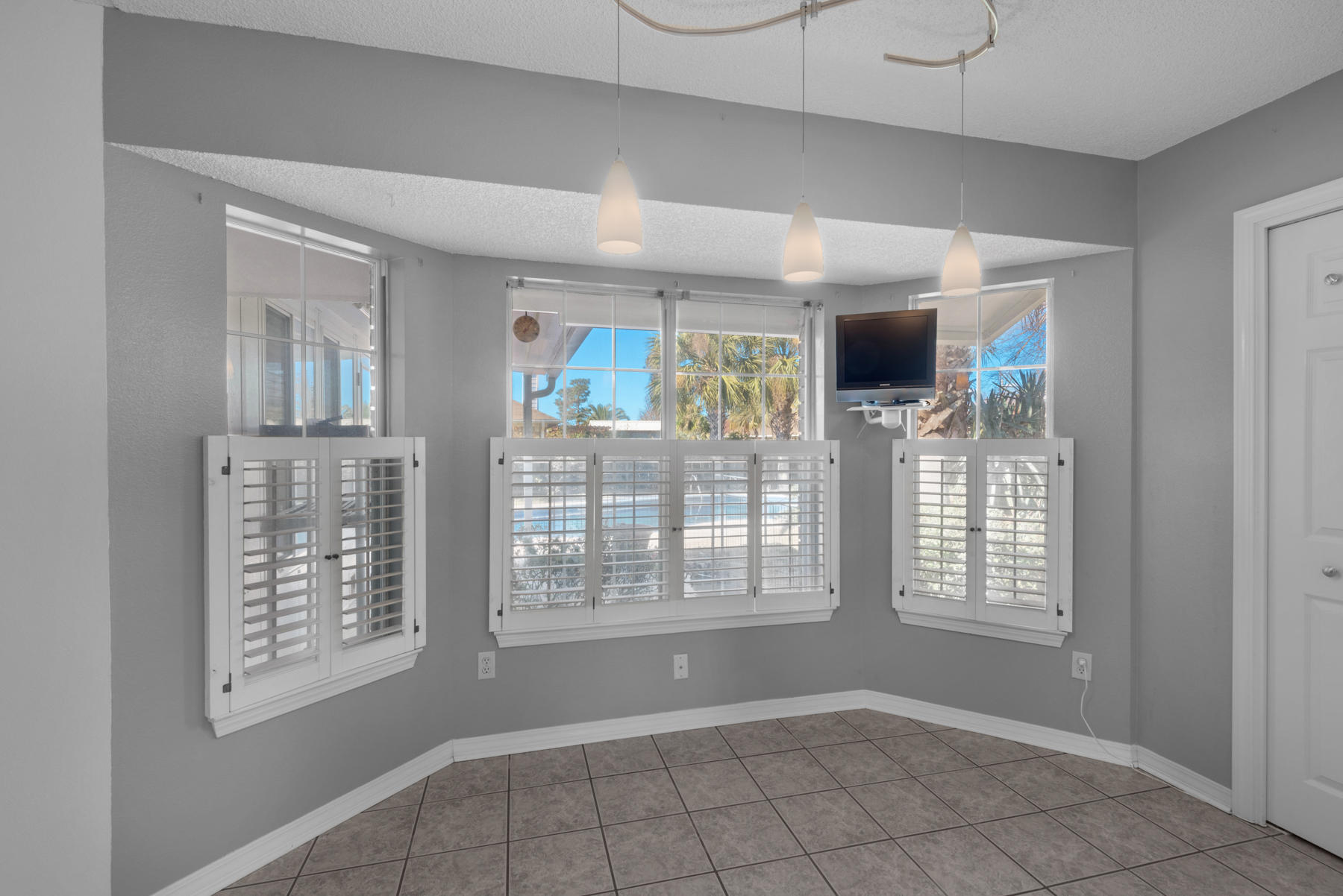 ORION LAKE - Residential