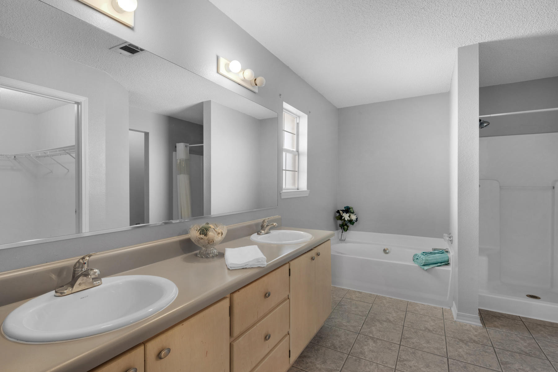 ORION LAKE - Residential