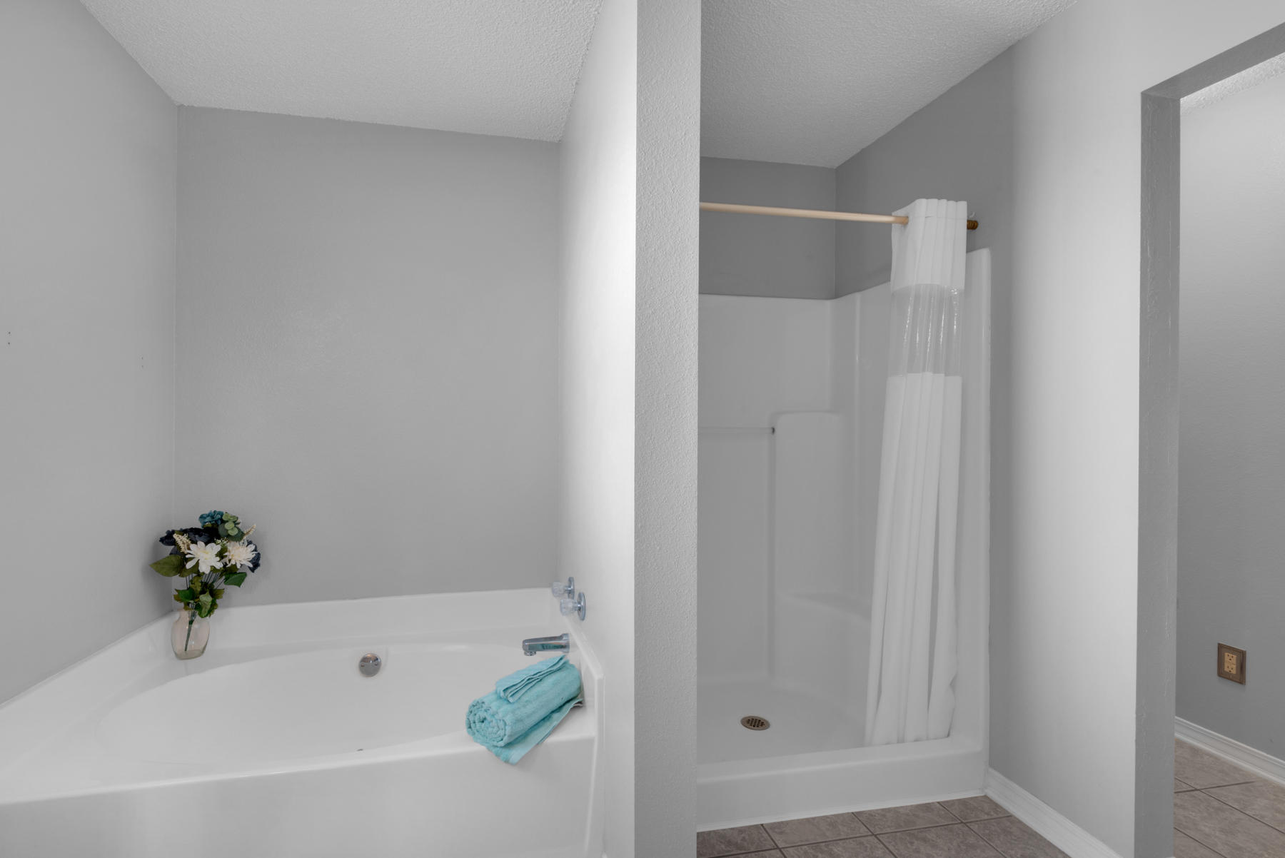 ORION LAKE - Residential