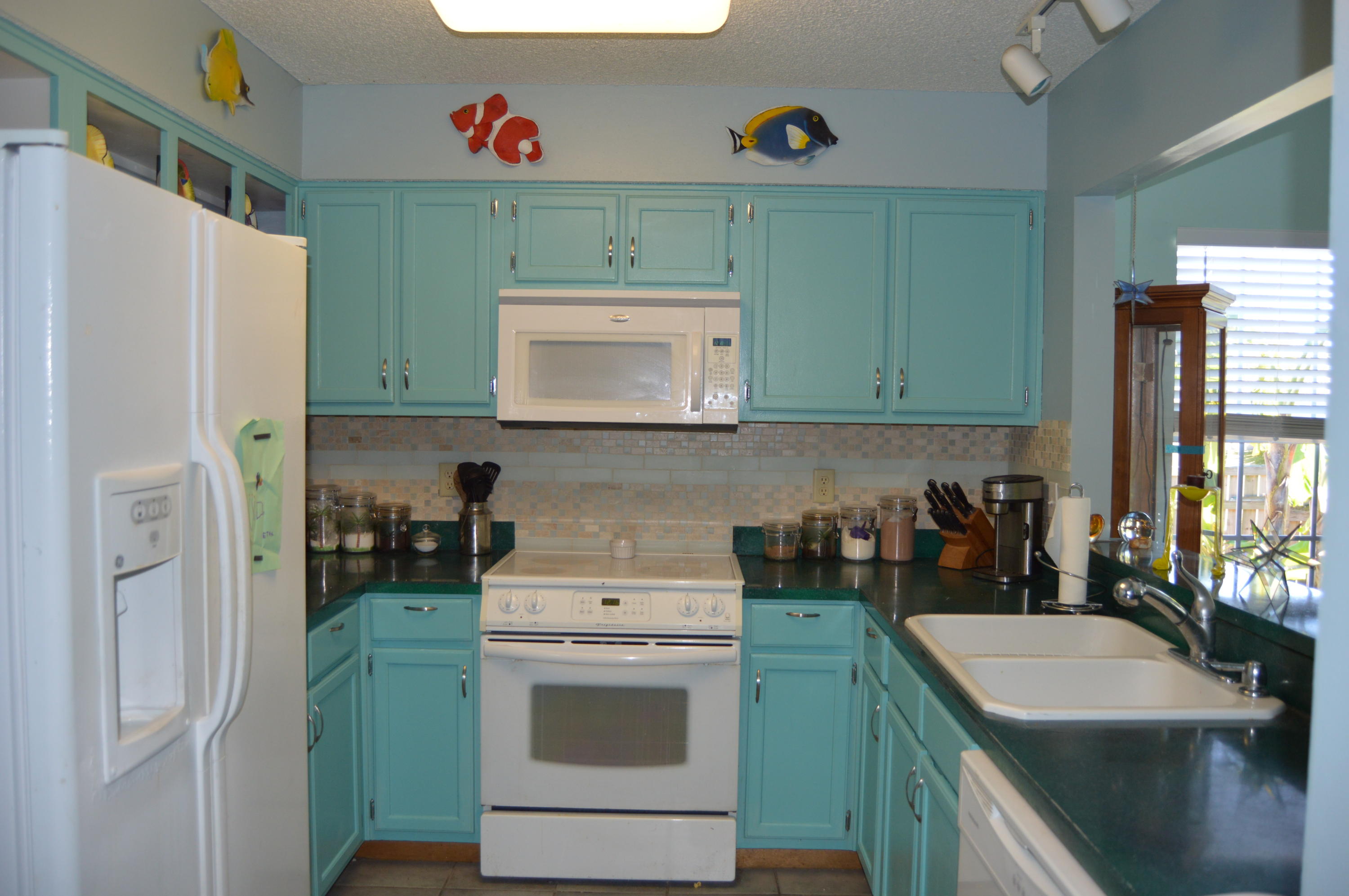 WYNNEHAVEN BEACH ESTATES - Residential