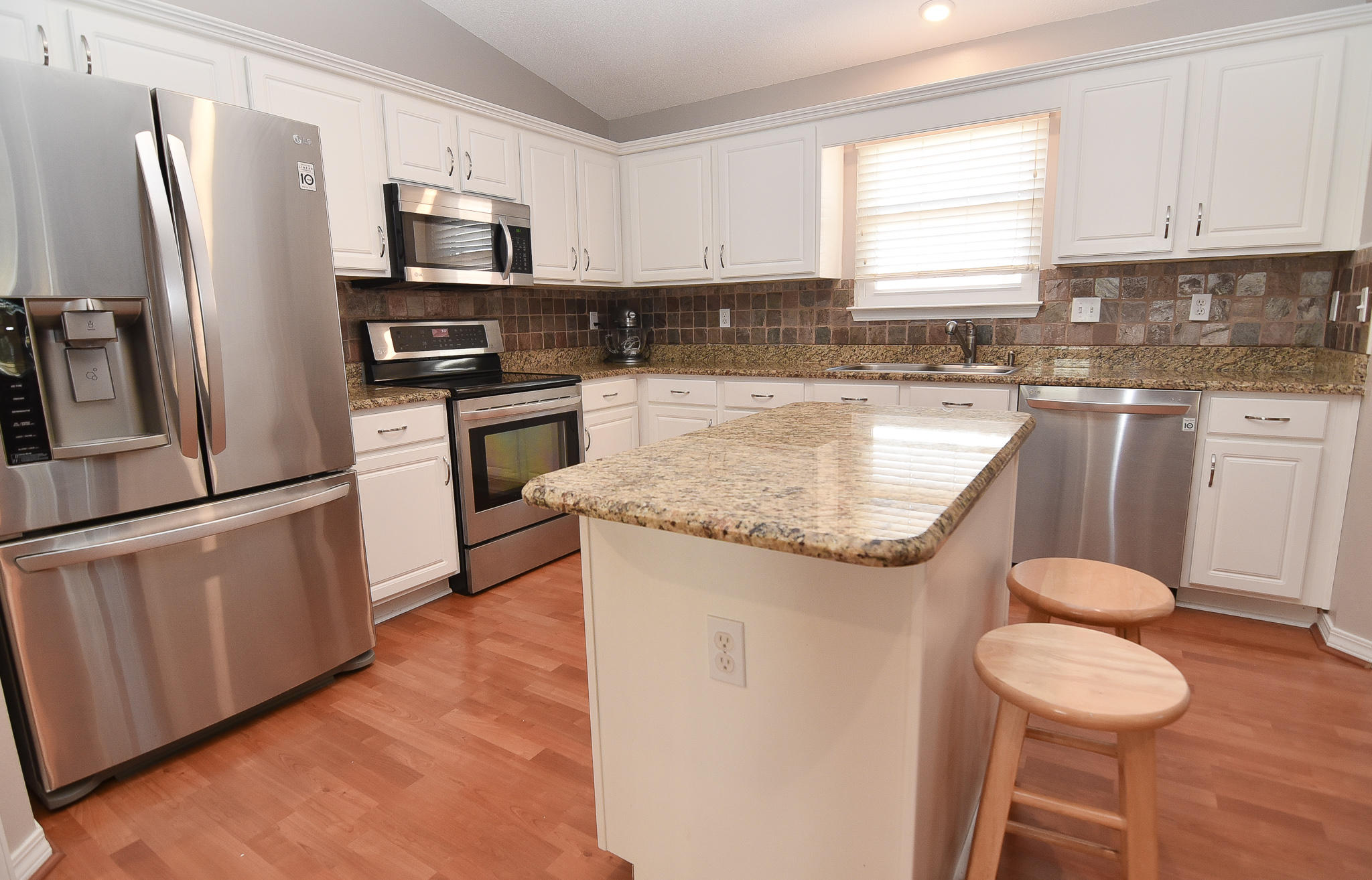 MAGNOLIA PLANTATION AT
BLUEWATER BAY - Residential