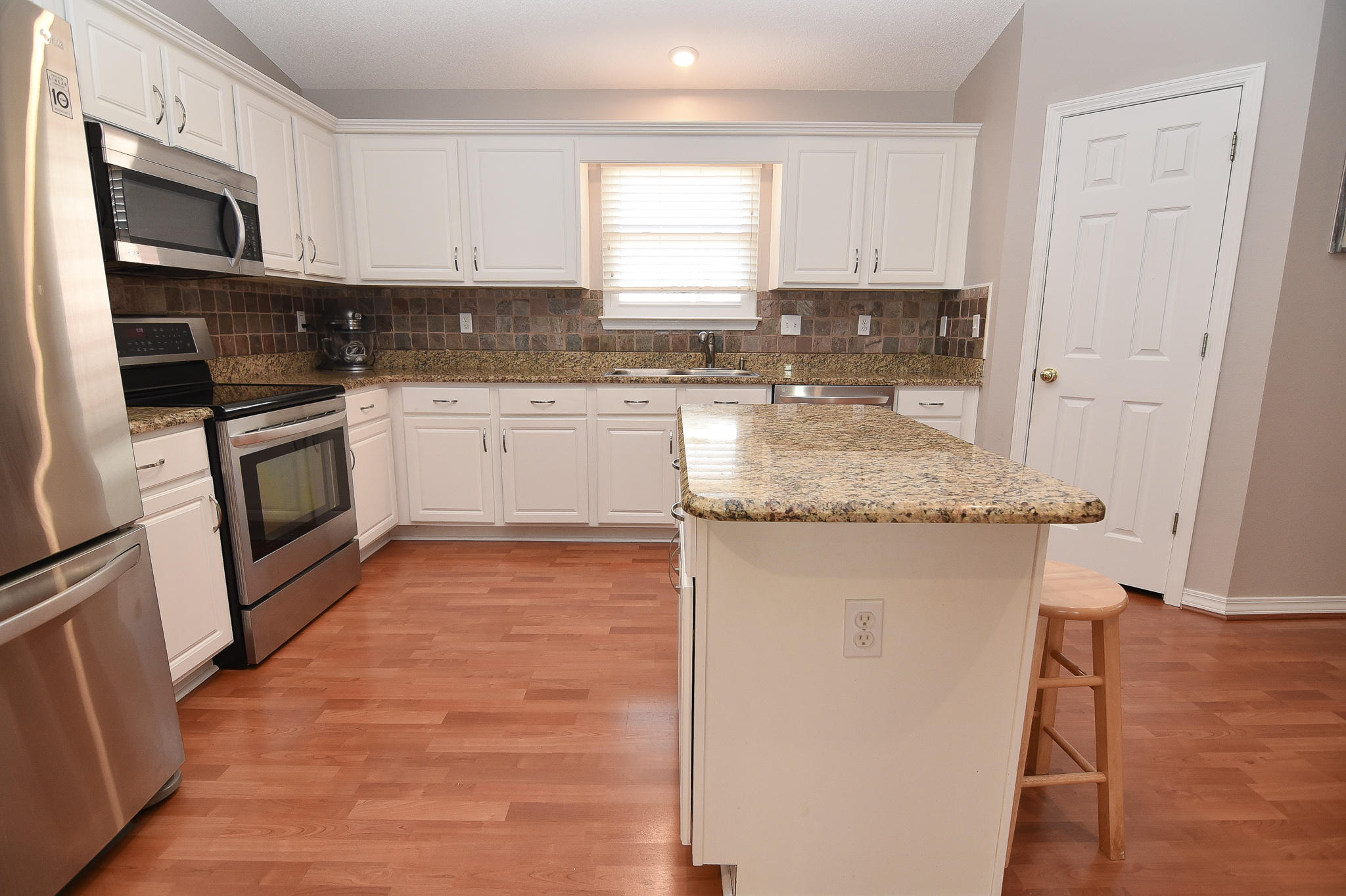 MAGNOLIA PLANTATION AT
BLUEWATER BAY - Residential