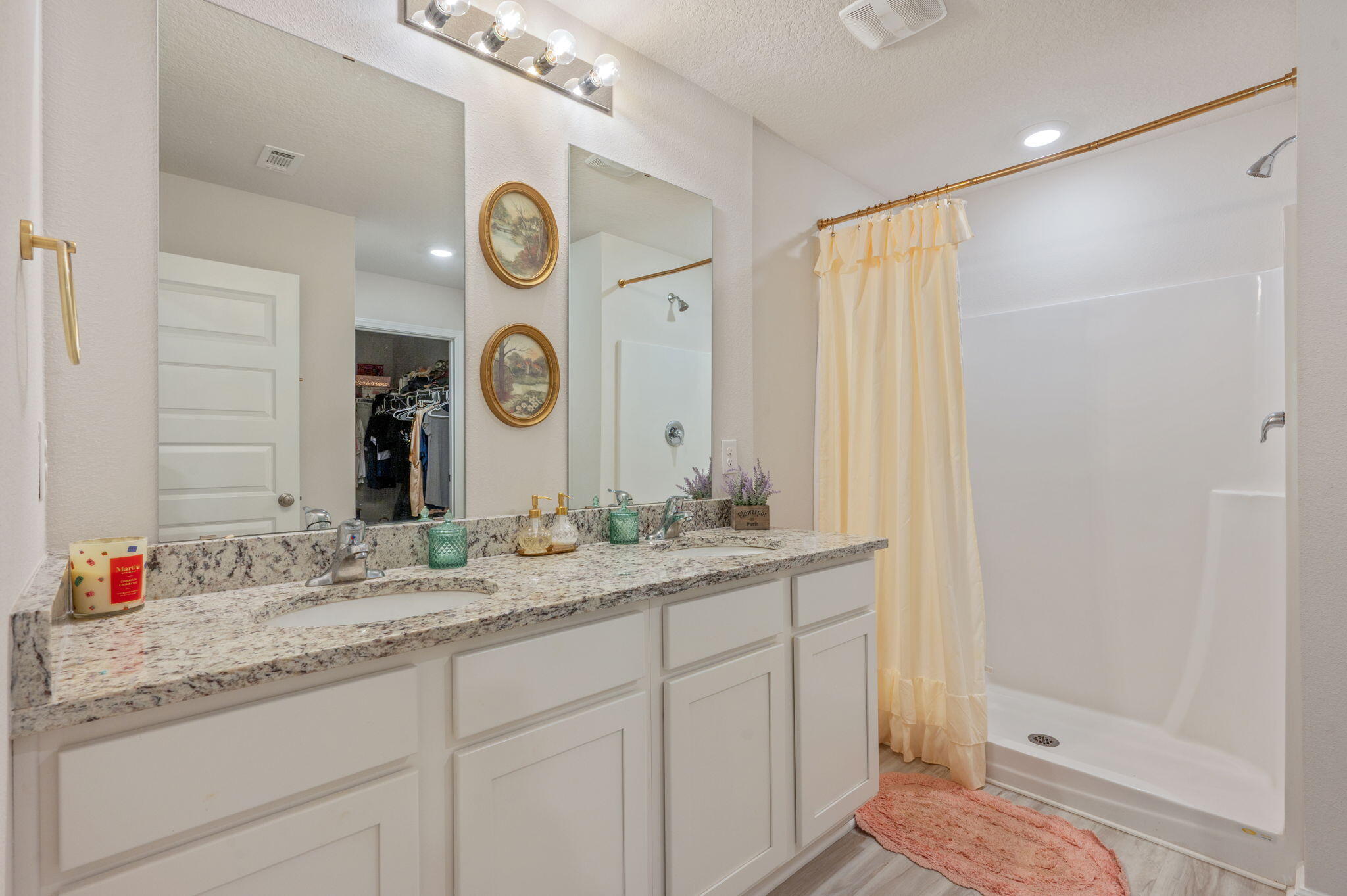HOMEWOOD EST - Residential
