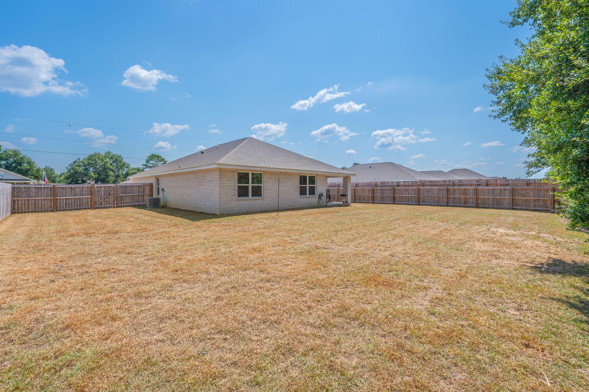 HOMEWOOD EST - Residential