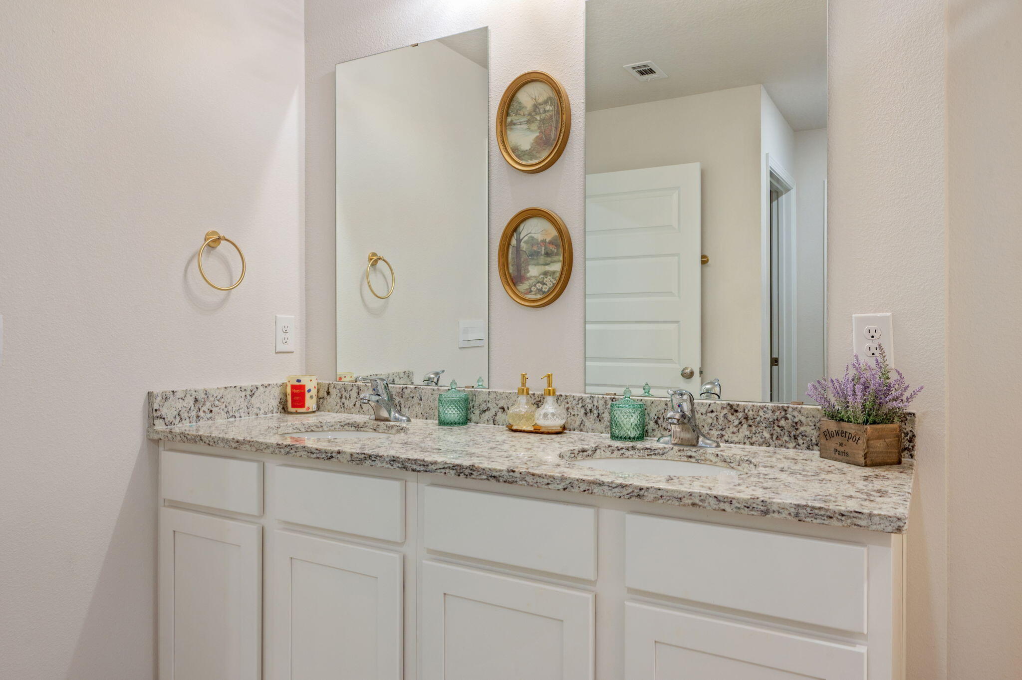 HOMEWOOD EST - Residential