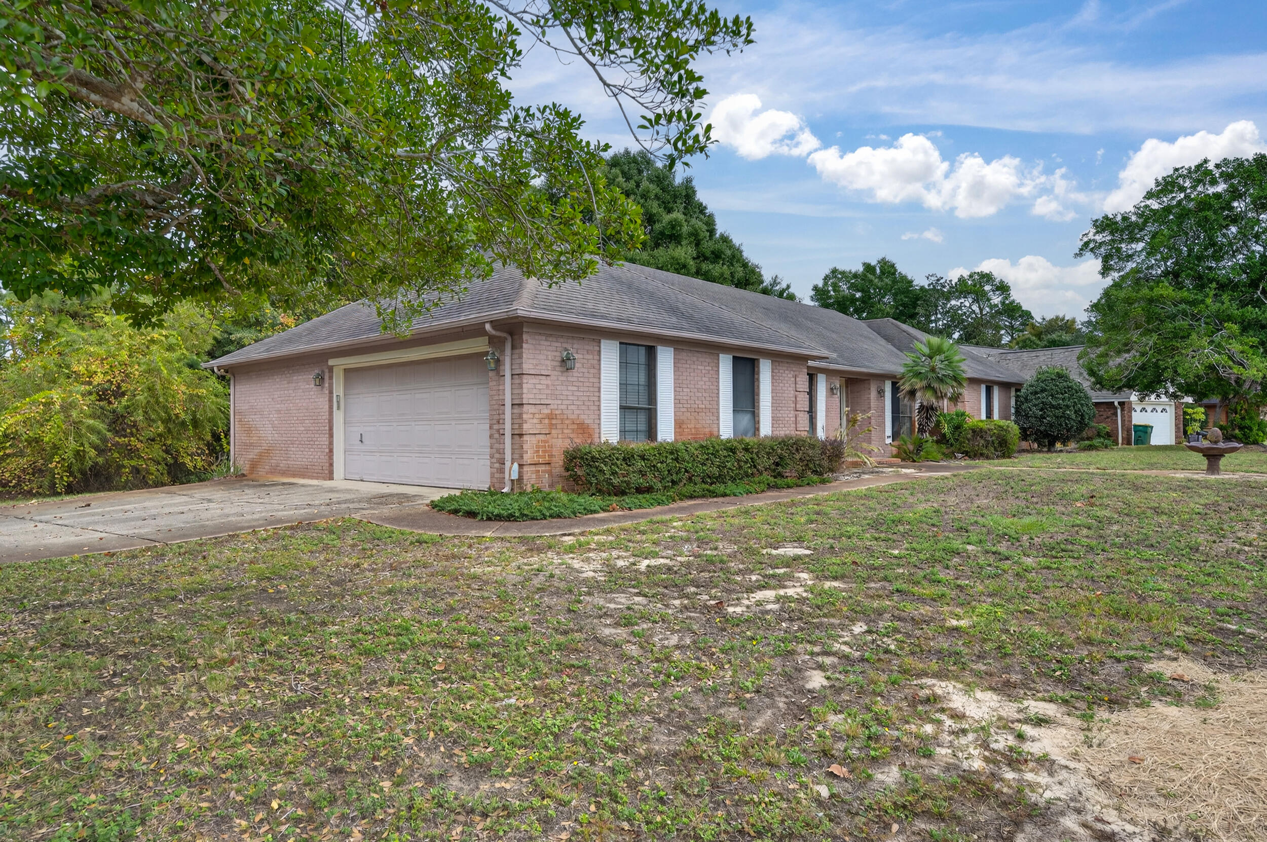 MARINERS COVE - Residential