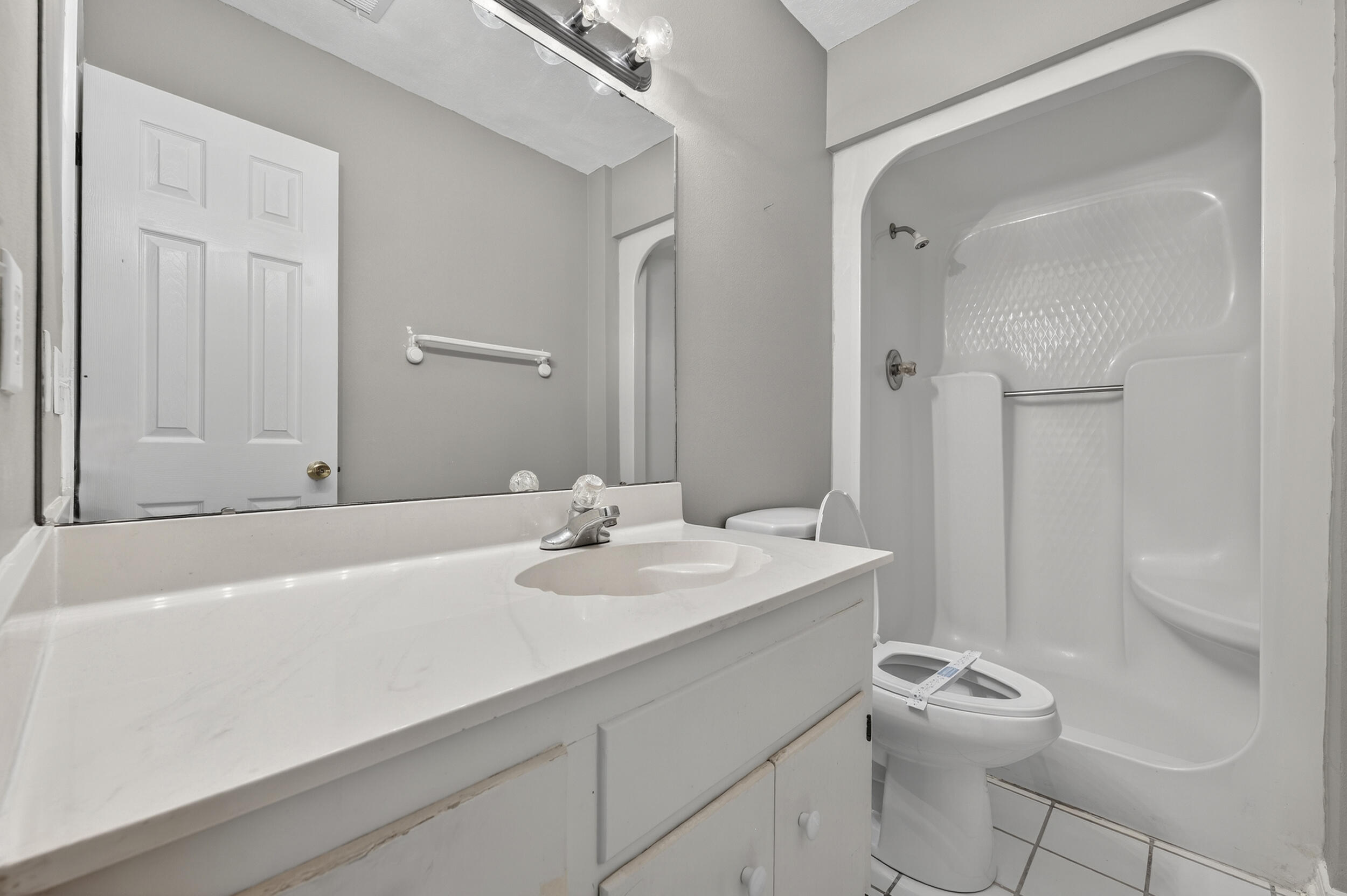 MARINERS COVE - Residential