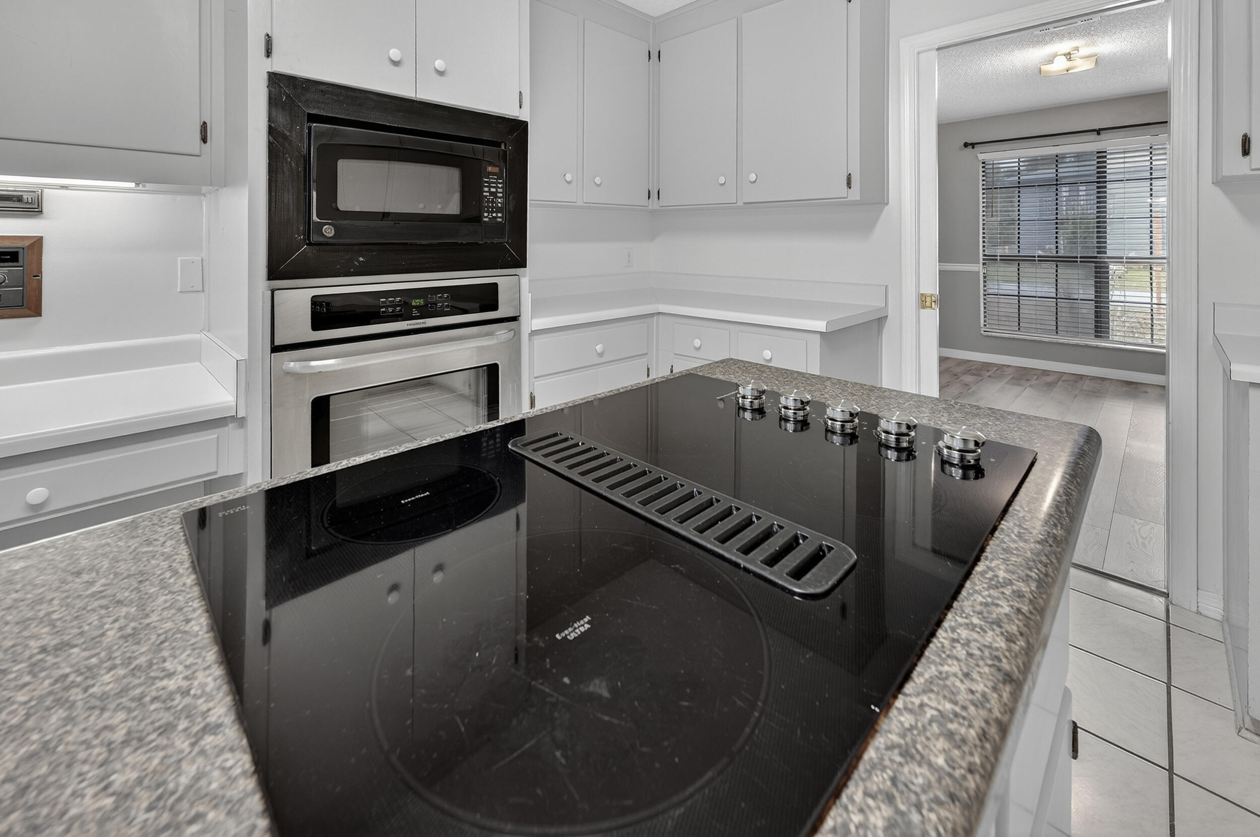 MARINERS COVE - Residential