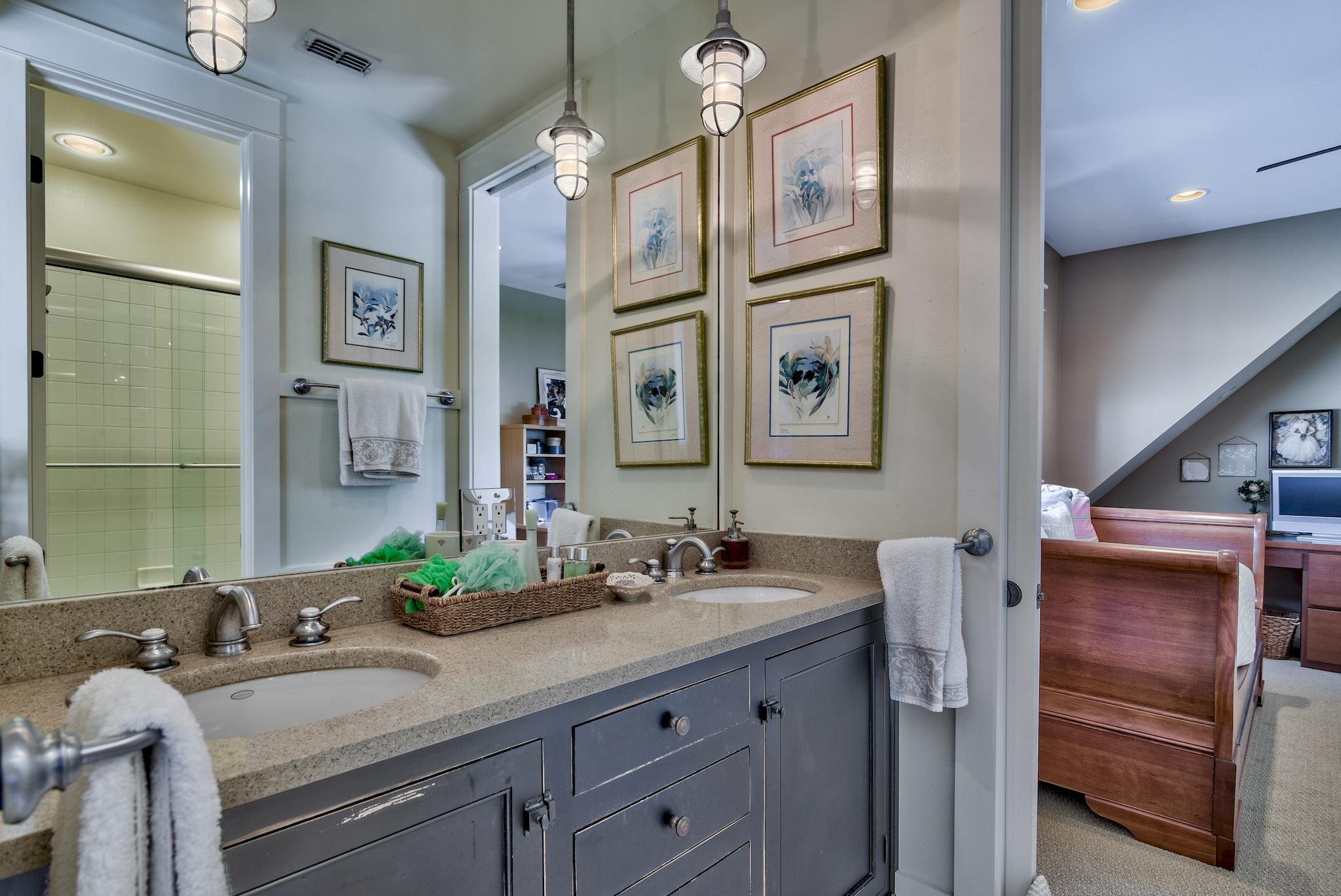 ROCKY BAYOU COUNTRY CLUB ESTATES 2 - Residential
