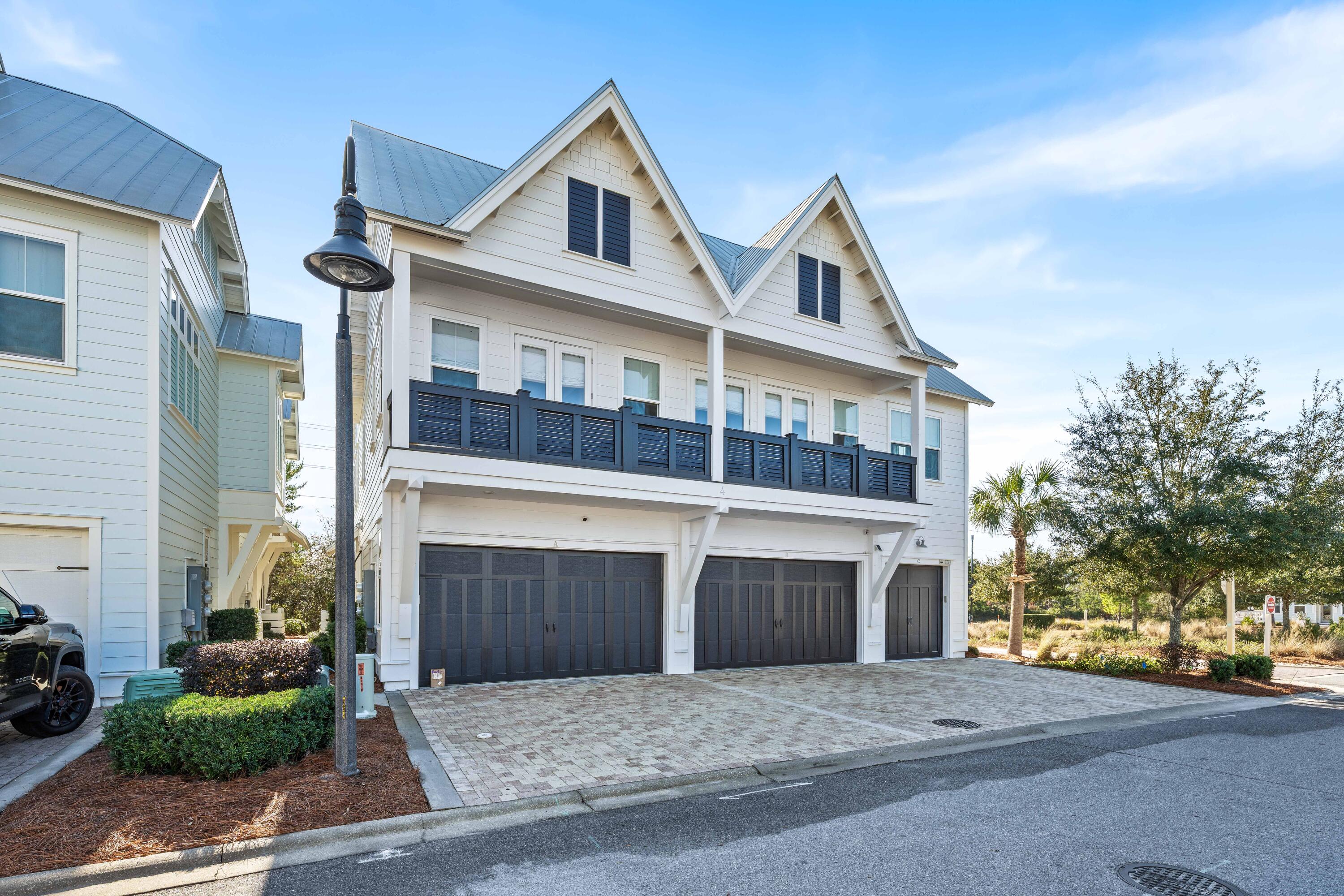 PROMINENCE - Residential