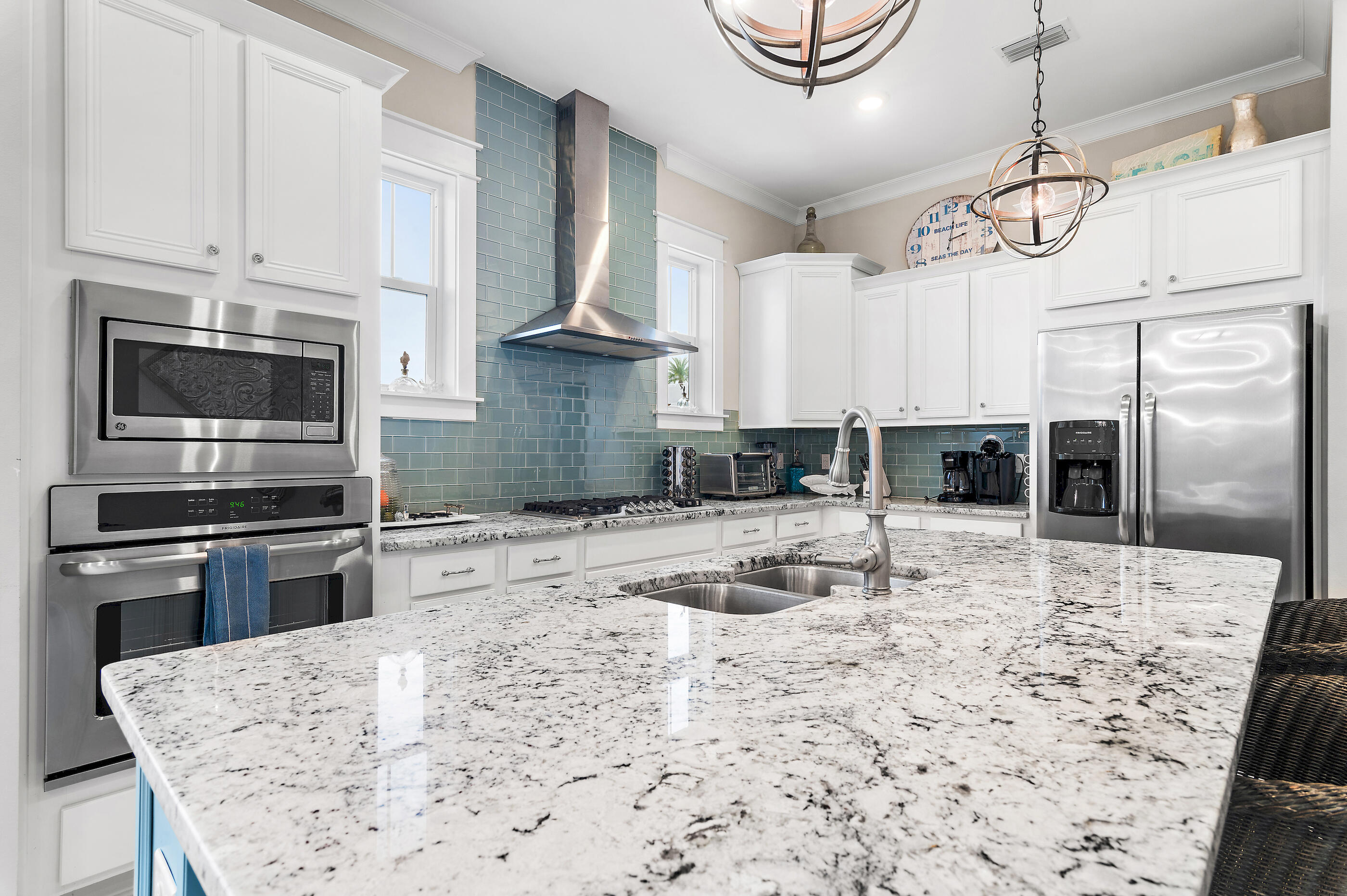 PROMINENCE - Residential