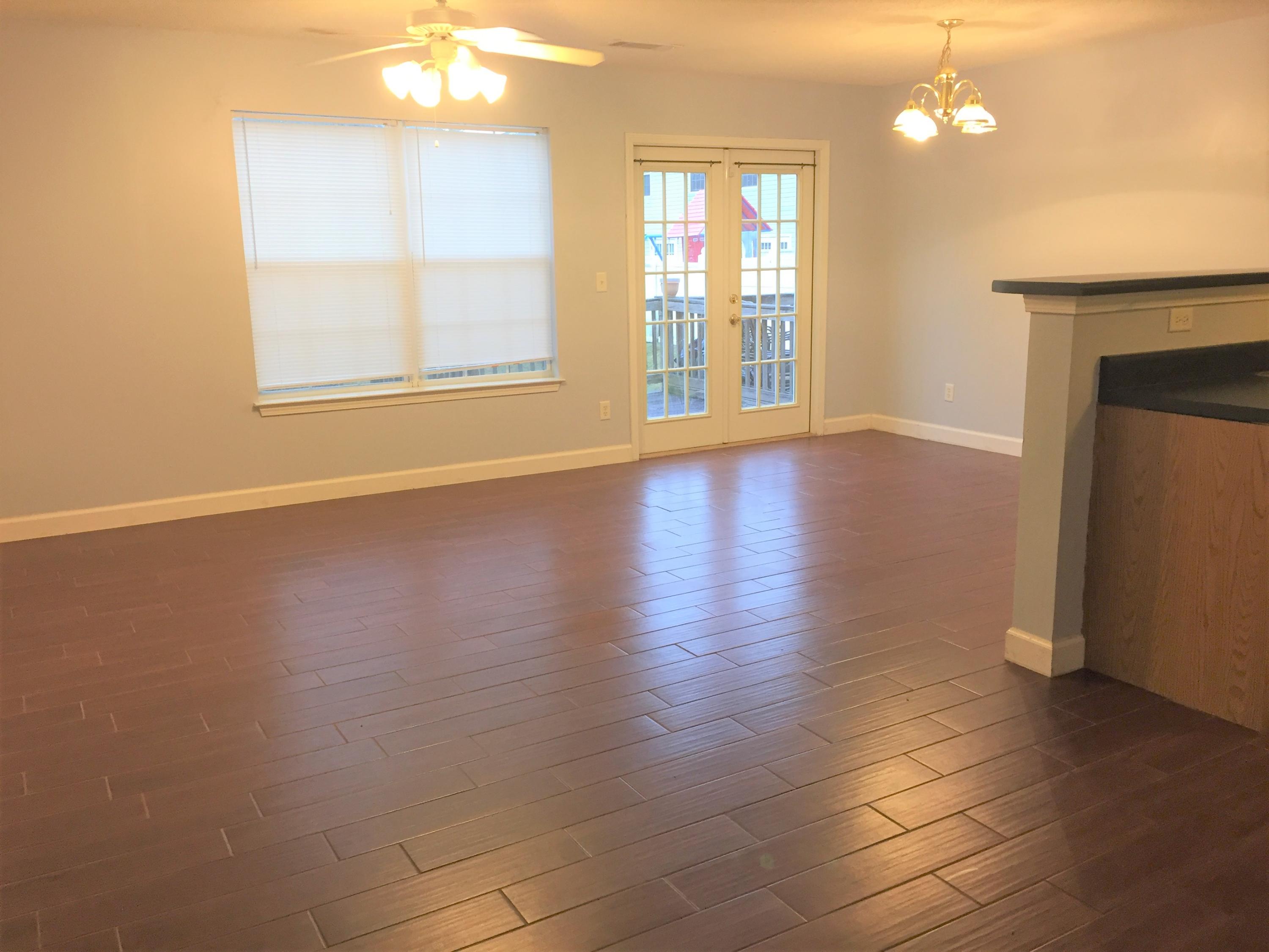 ROLLING PINES - Residential Lease