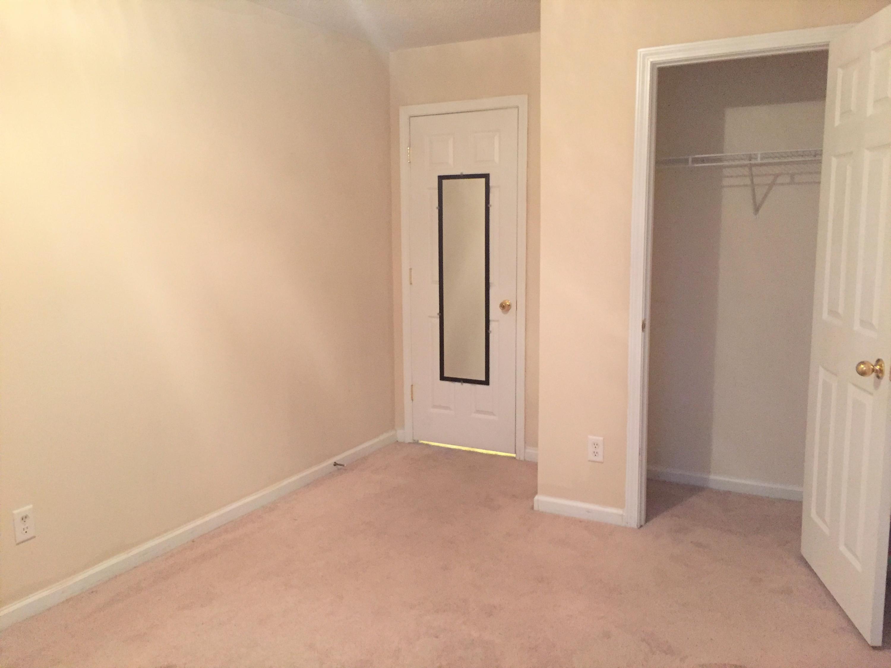 ROLLING PINES - Residential Lease