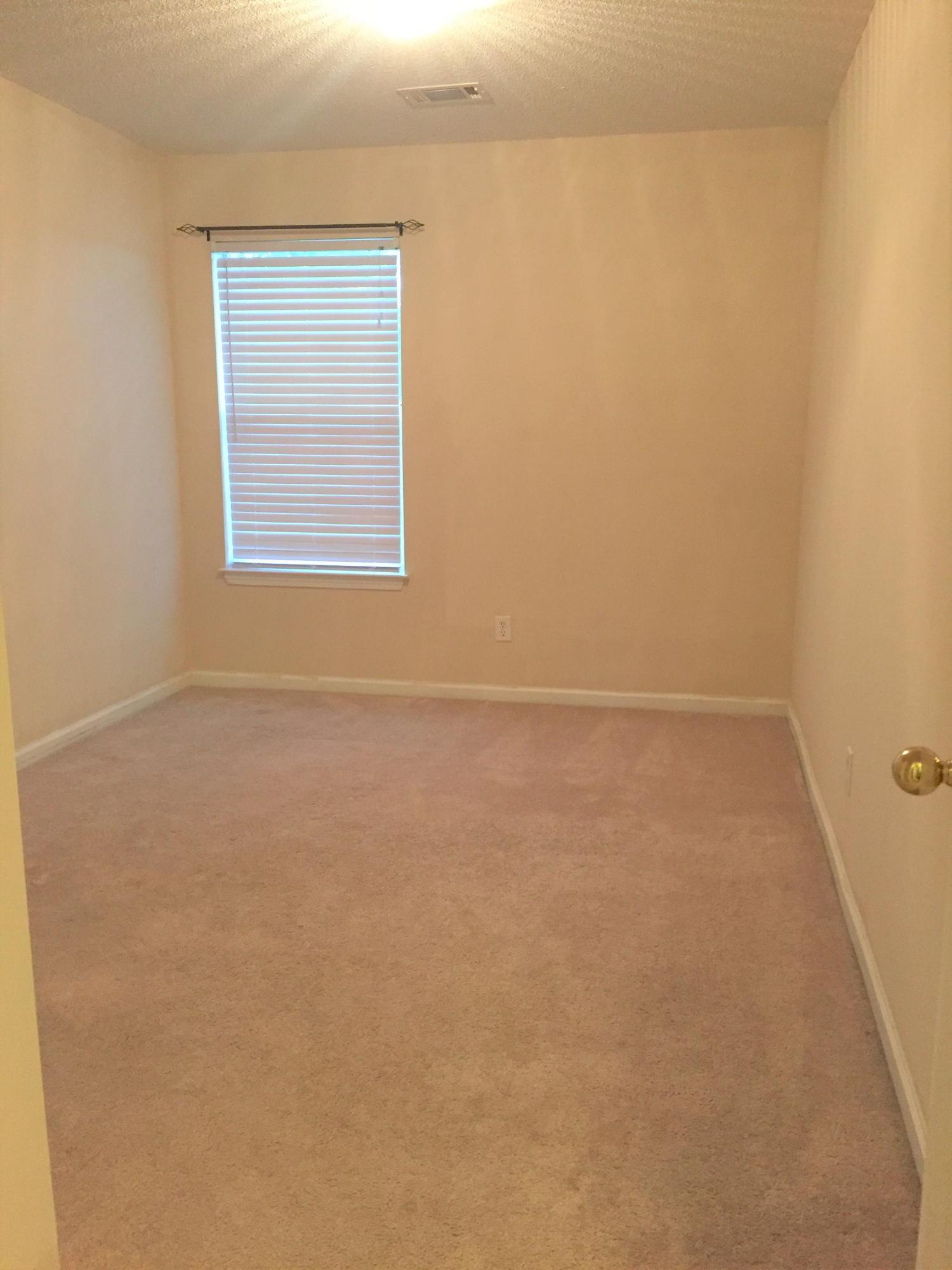 ROLLING PINES - Residential Lease