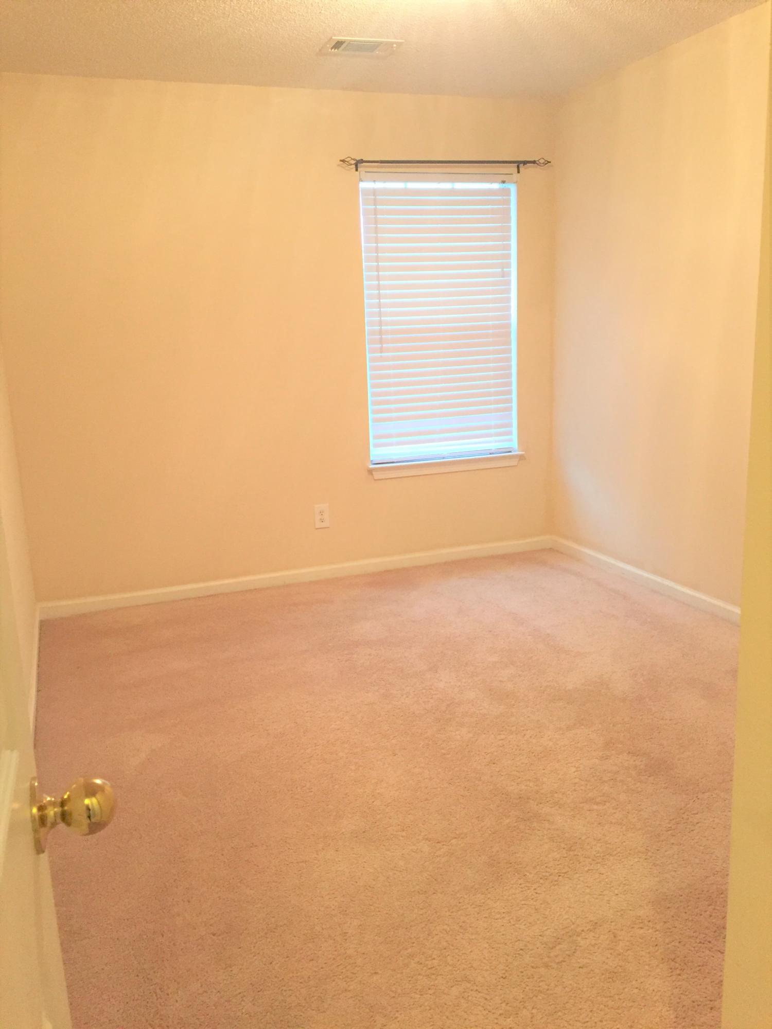 ROLLING PINES - Residential Lease