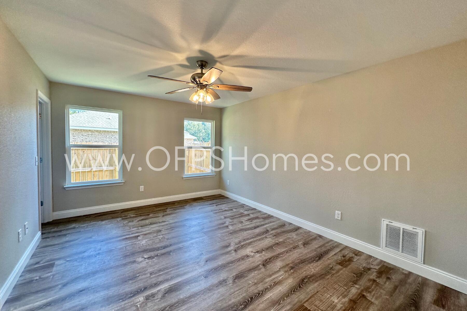 ROUNDUP VALLEY - Residential Lease