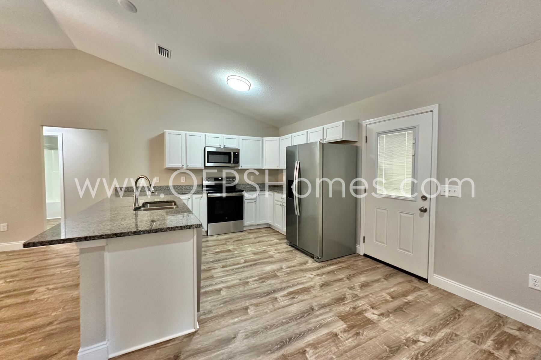 ROUNDUP VALLEY - Residential Lease