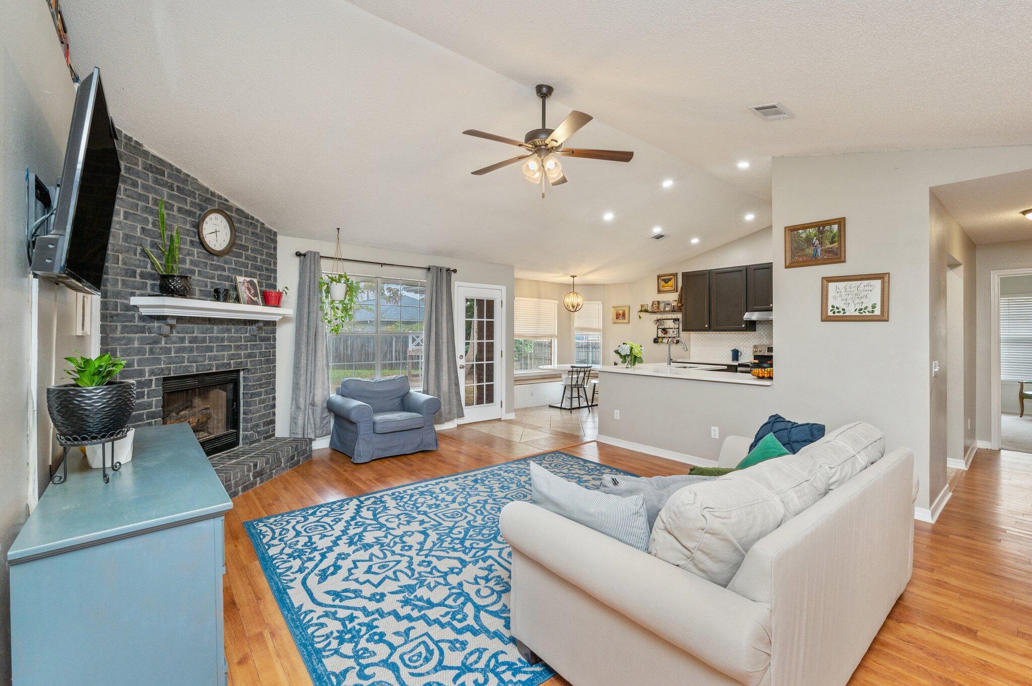 RIVERCHASE S/D PH 3 - Residential