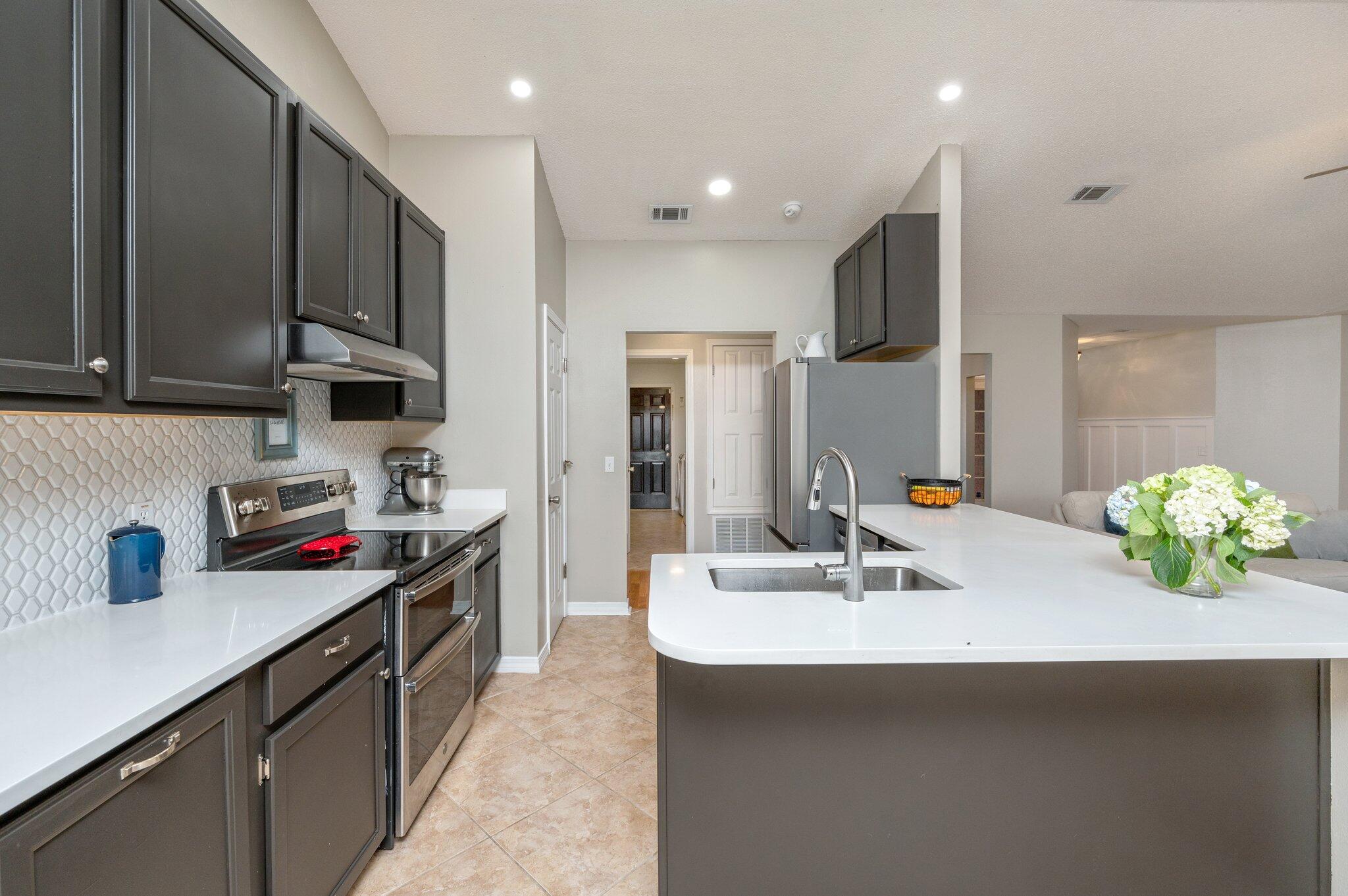 RIVERCHASE S/D PH 3 - Residential