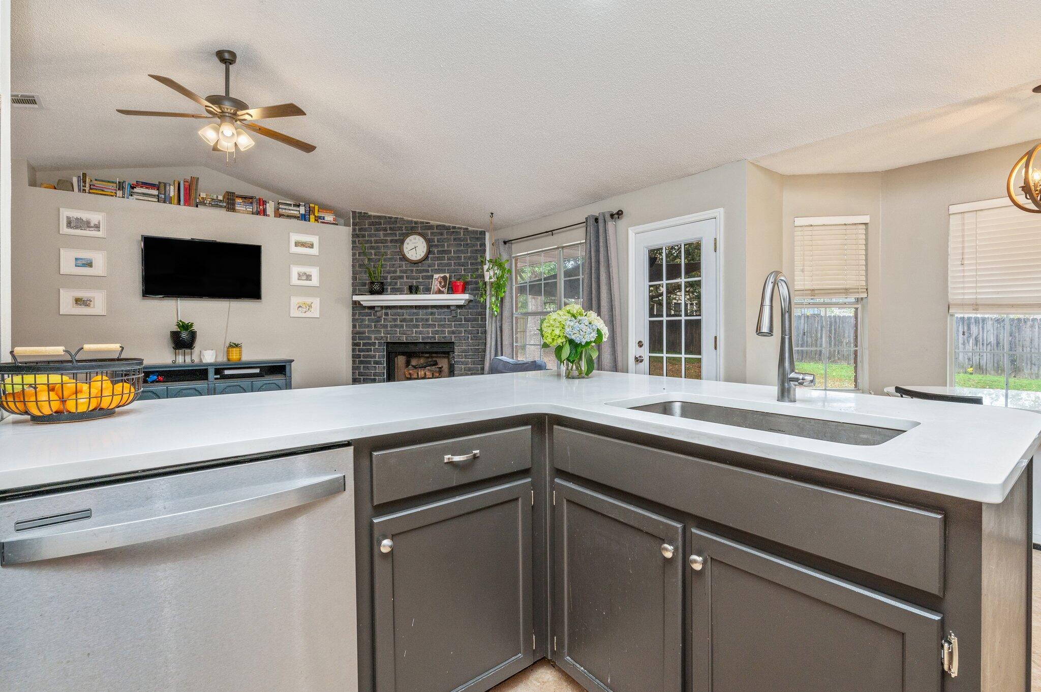 RIVERCHASE S/D PH 3 - Residential