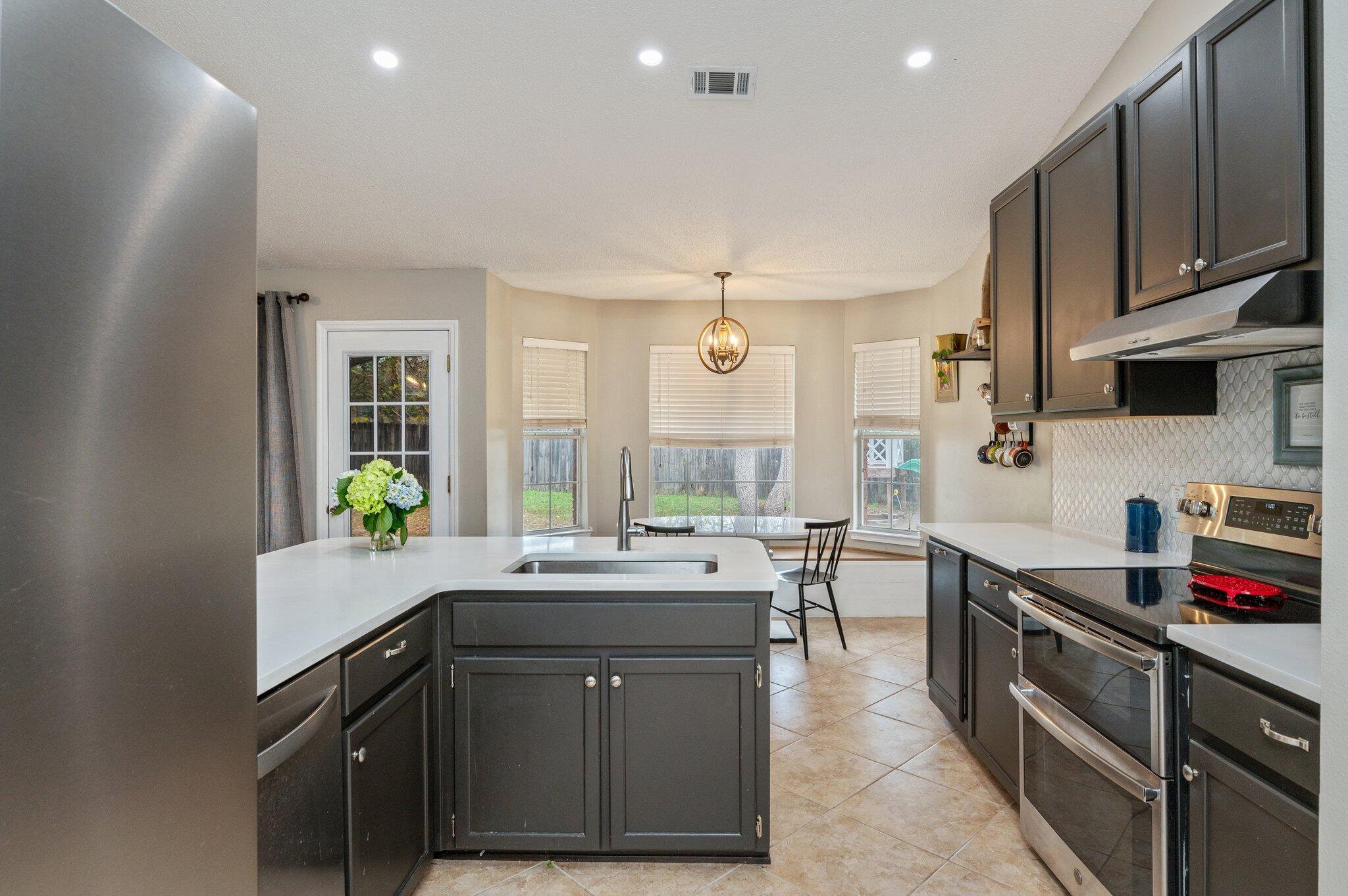 RIVERCHASE S/D PH 3 - Residential