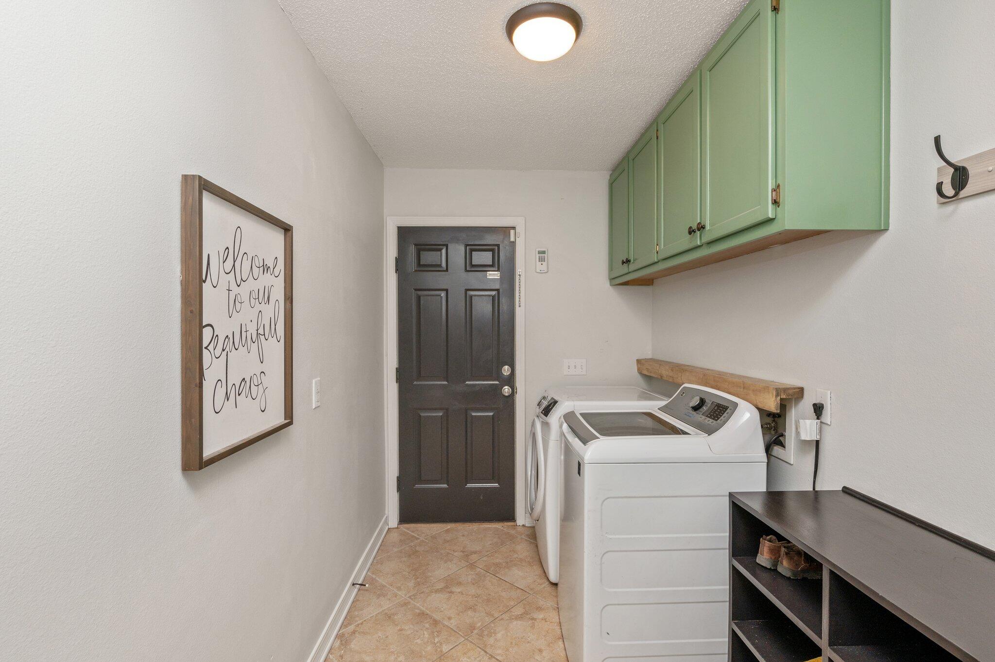 RIVERCHASE S/D PH 3 - Residential