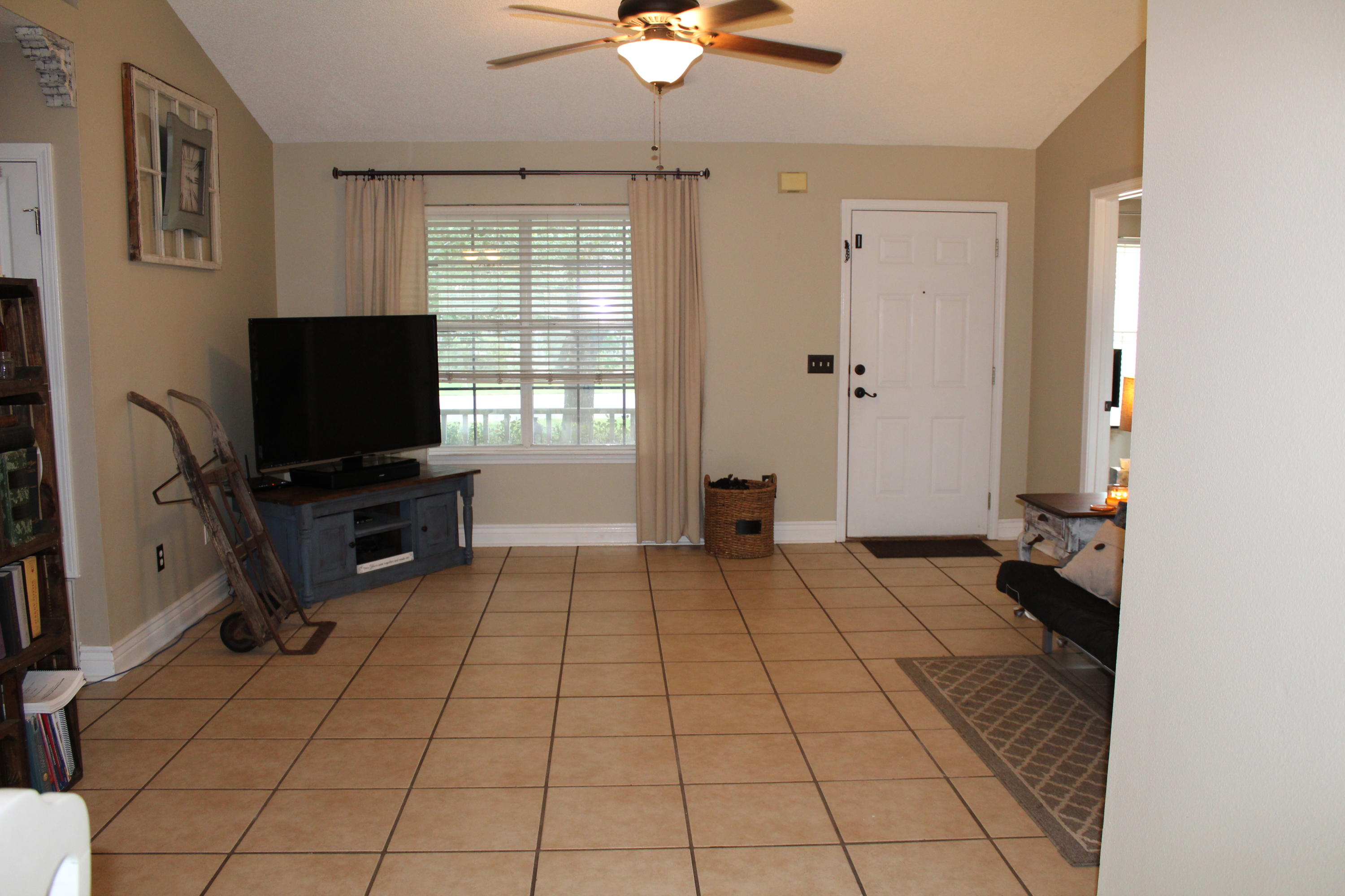 CHEROKEE BEND S/D - Residential