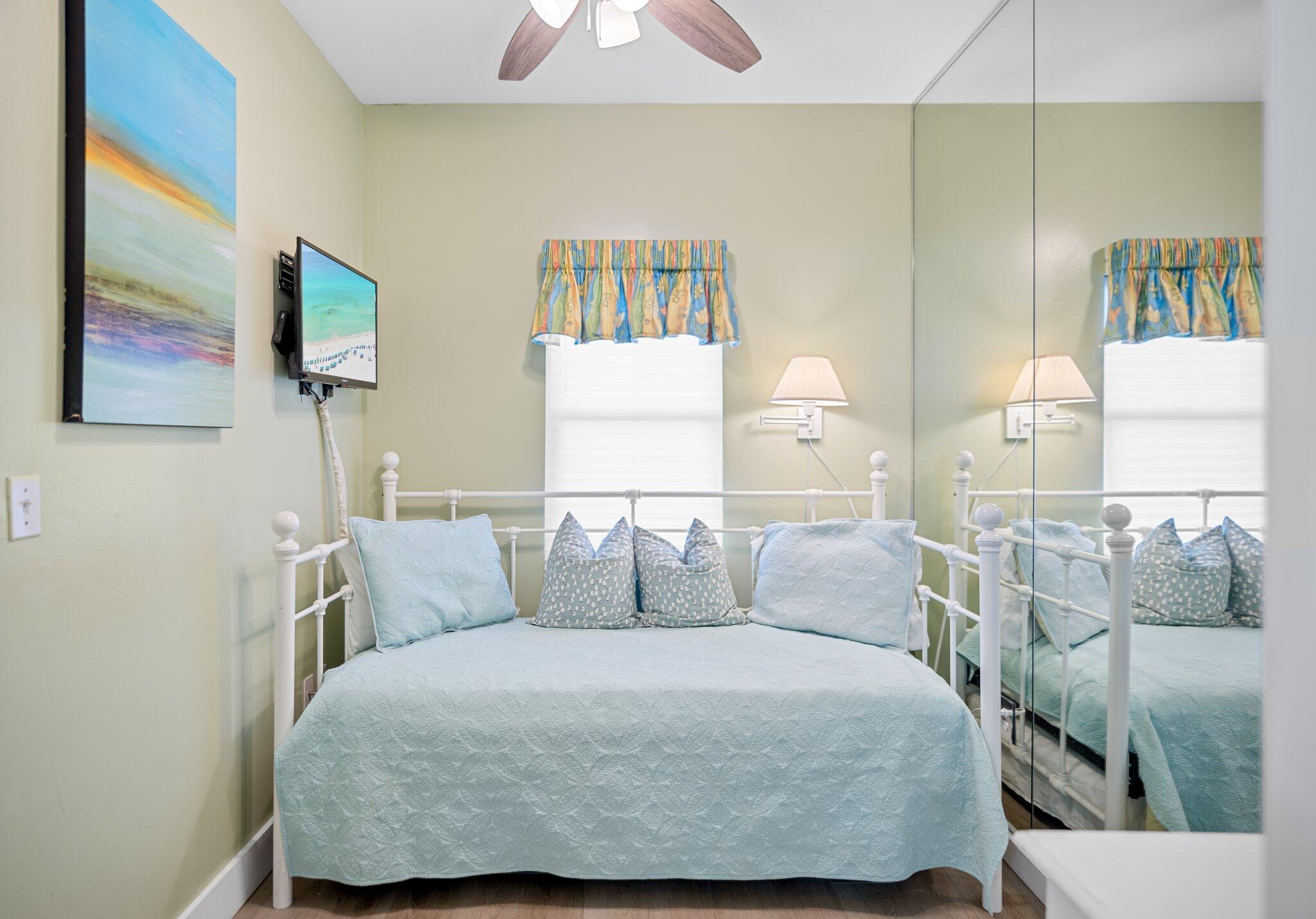 STERLING SANDS CONDO - Residential