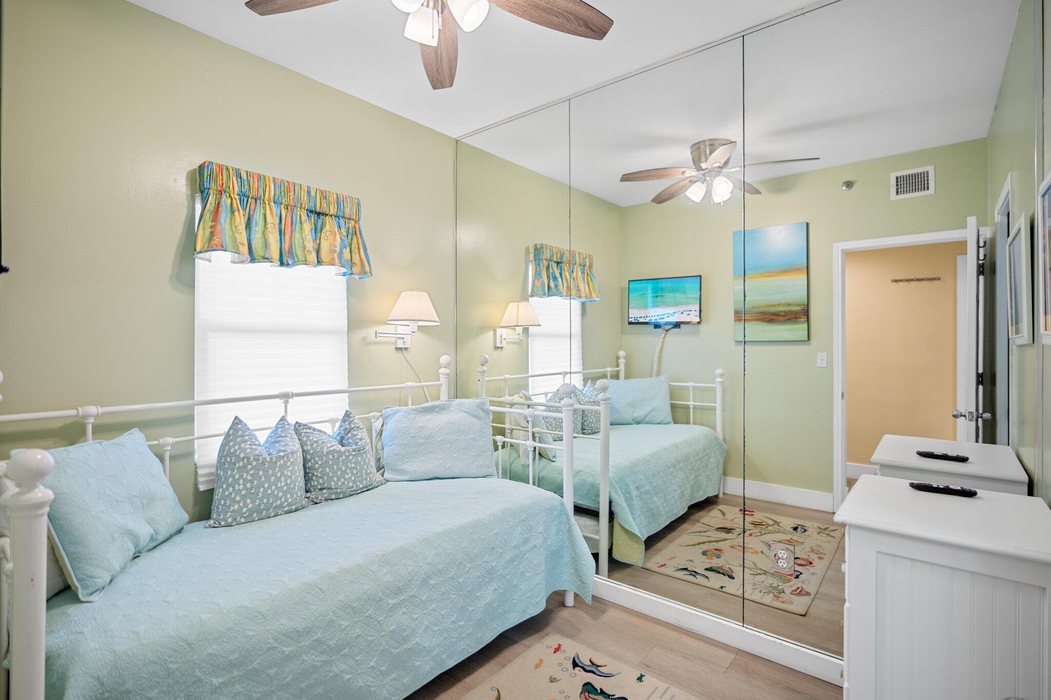 STERLING SANDS CONDO - Residential