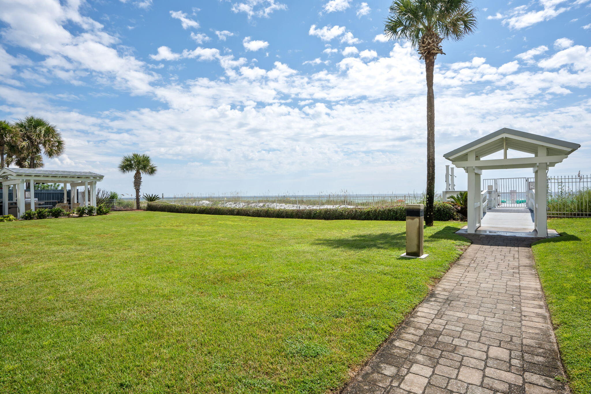 STERLING SANDS CONDO - Residential