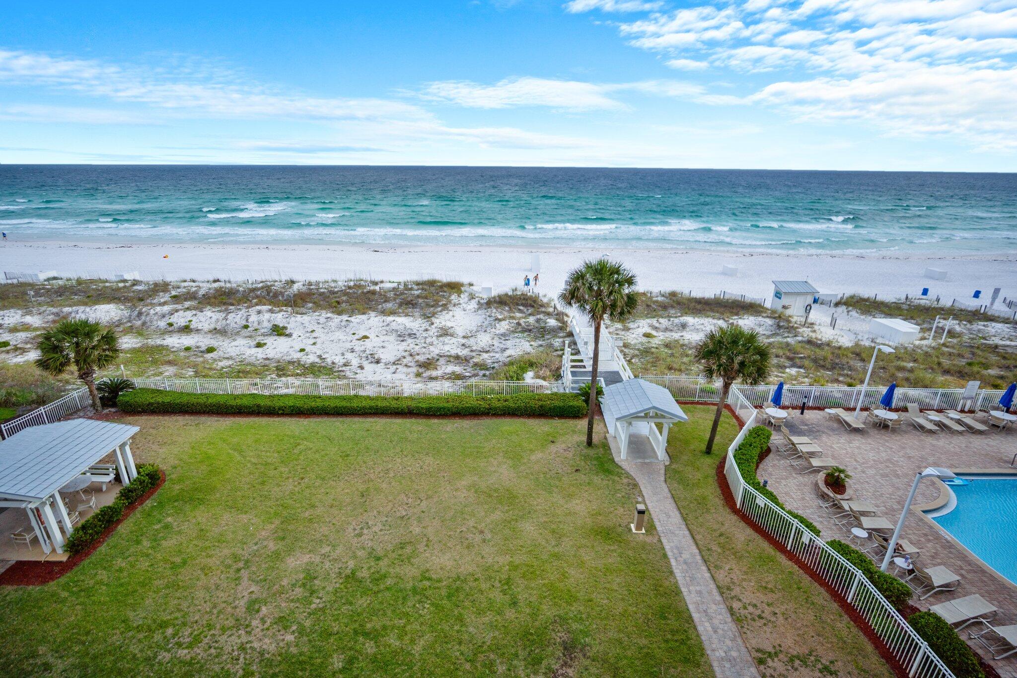 STERLING SANDS CONDO - Residential