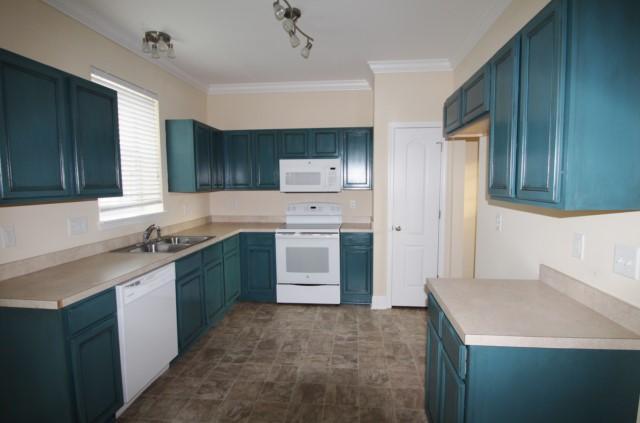 SANDY RIDGE - Residential