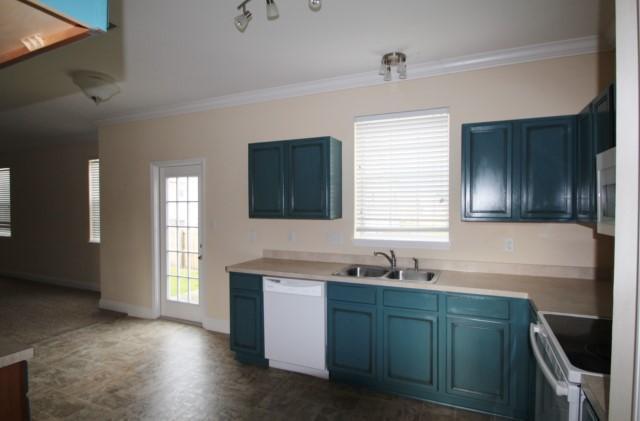 SANDY RIDGE - Residential