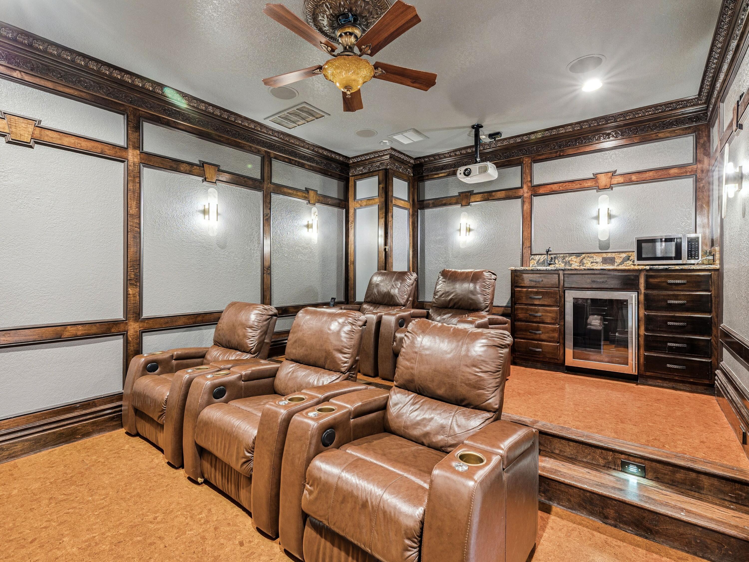 PELICAN POINTE AT CAMP CREEK - Residential