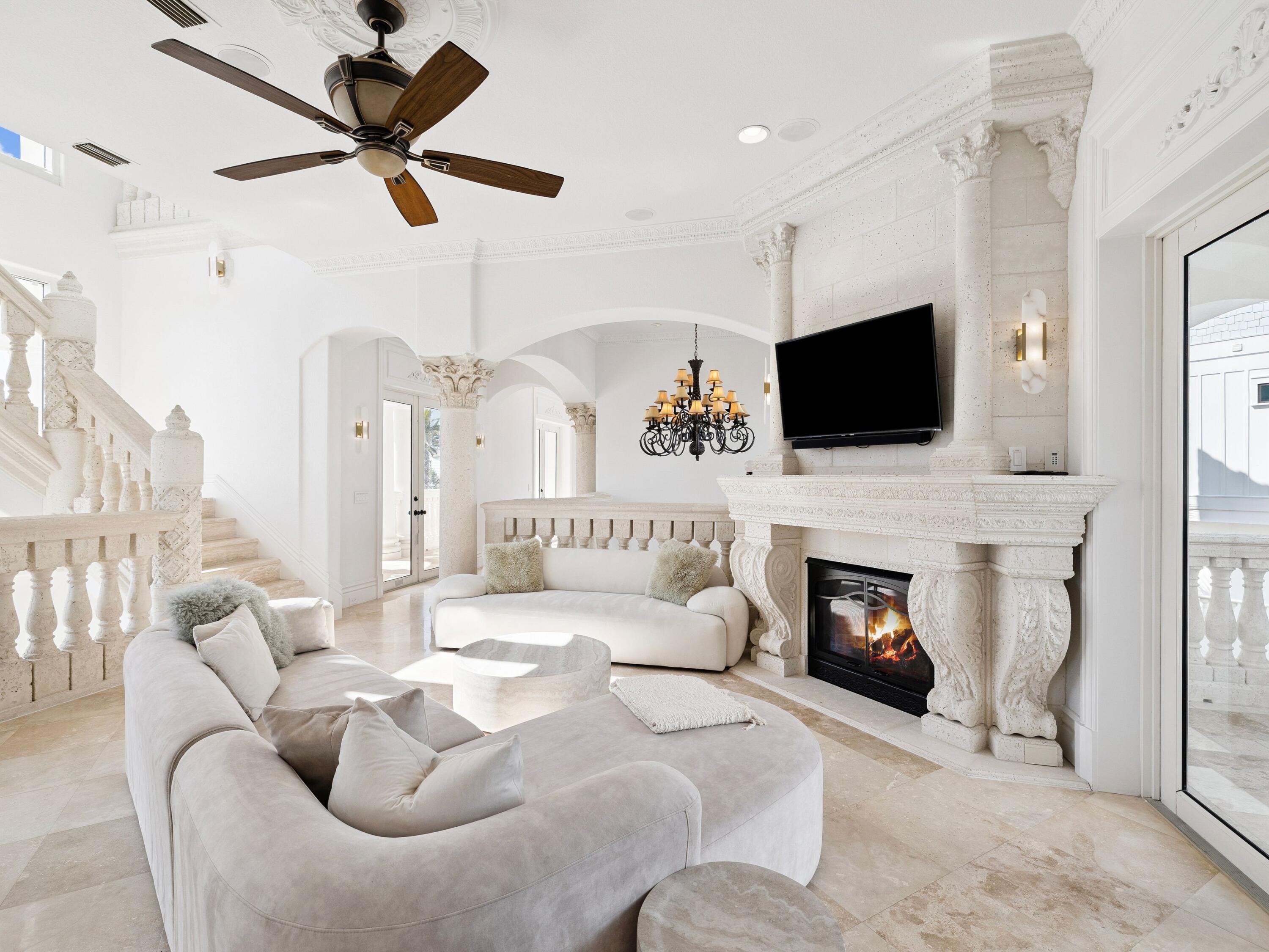 PELICAN POINTE AT CAMP CREEK - Residential