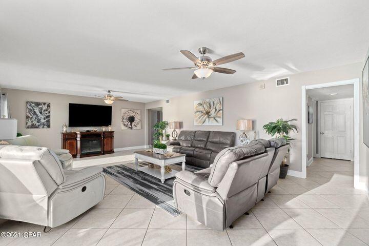 REGENCY TOWERS CONDO - Residential