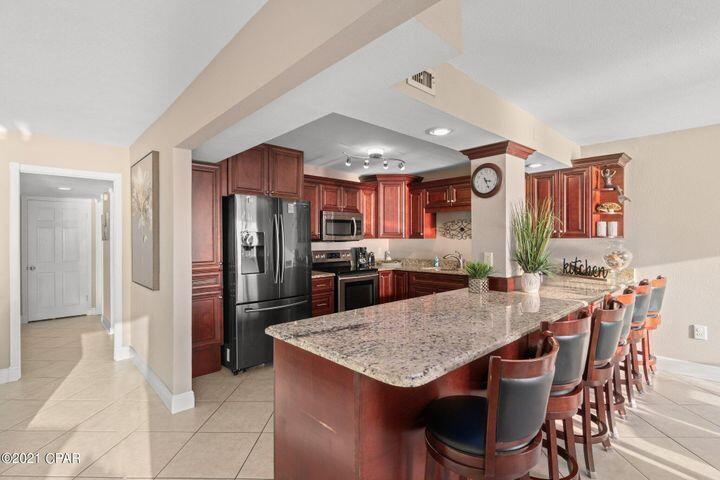 REGENCY TOWERS CONDO - Residential