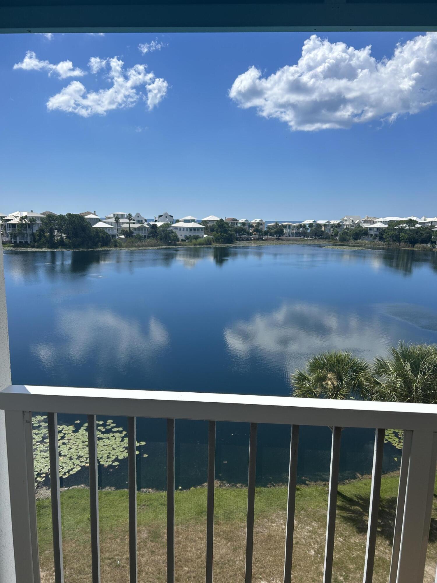 Carillon Beach Inn - Residential