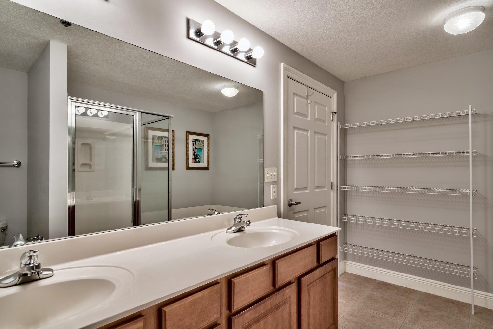 ARIEL DUNES II - Residential