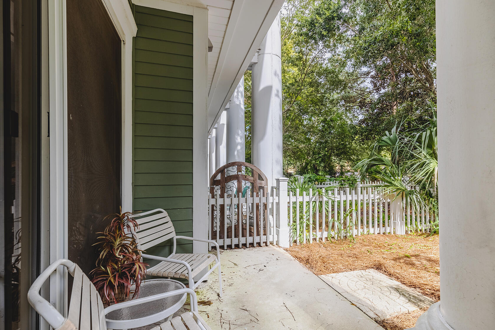 PILOT HOUSE - Residential