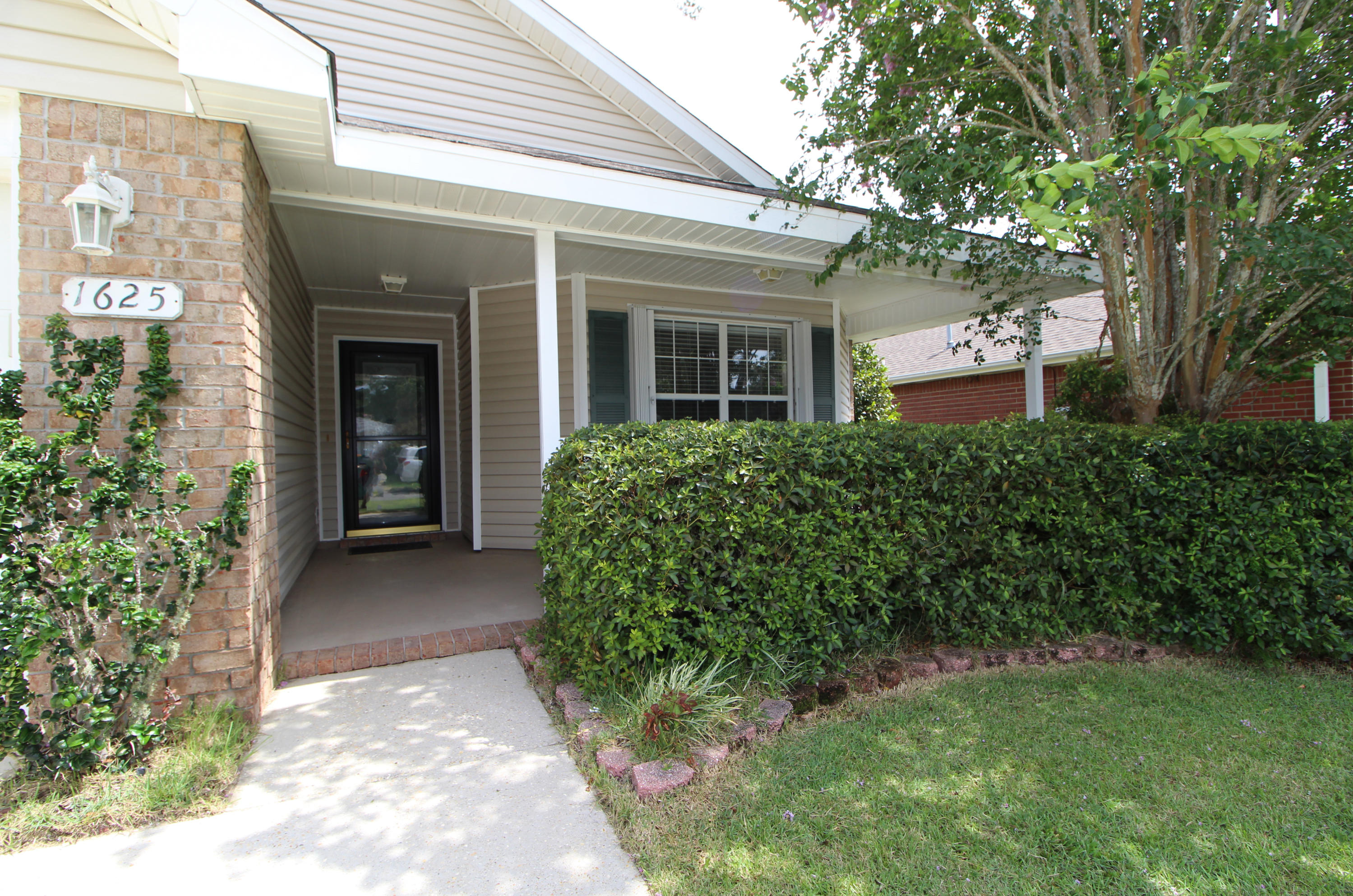 EMERALD VILLAGE S/D - Residential