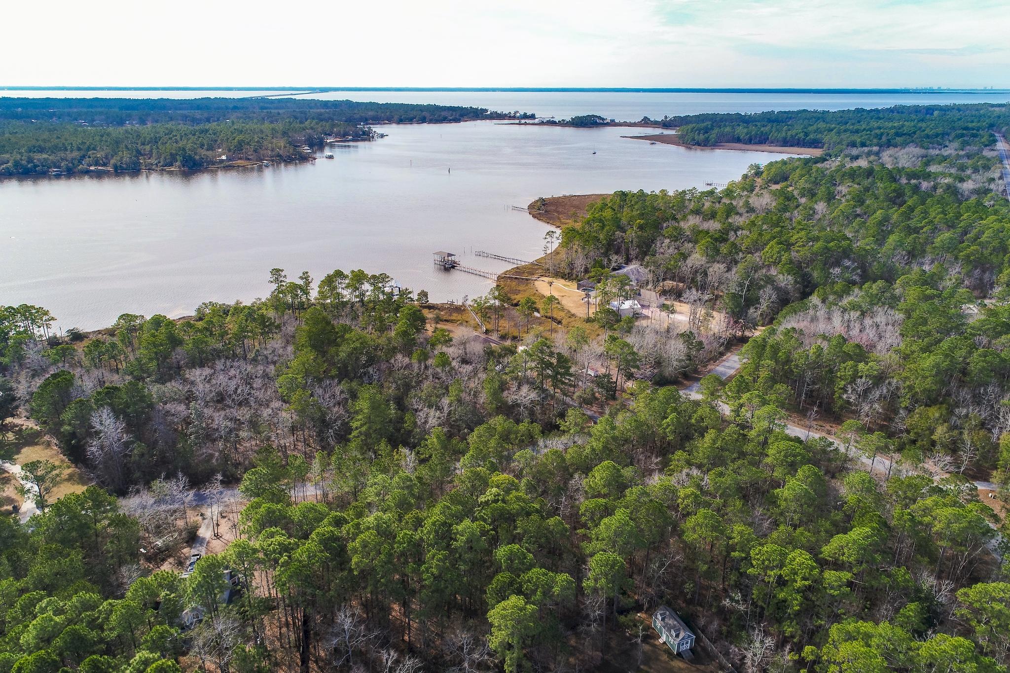 LAGRANGE SHORES - Land