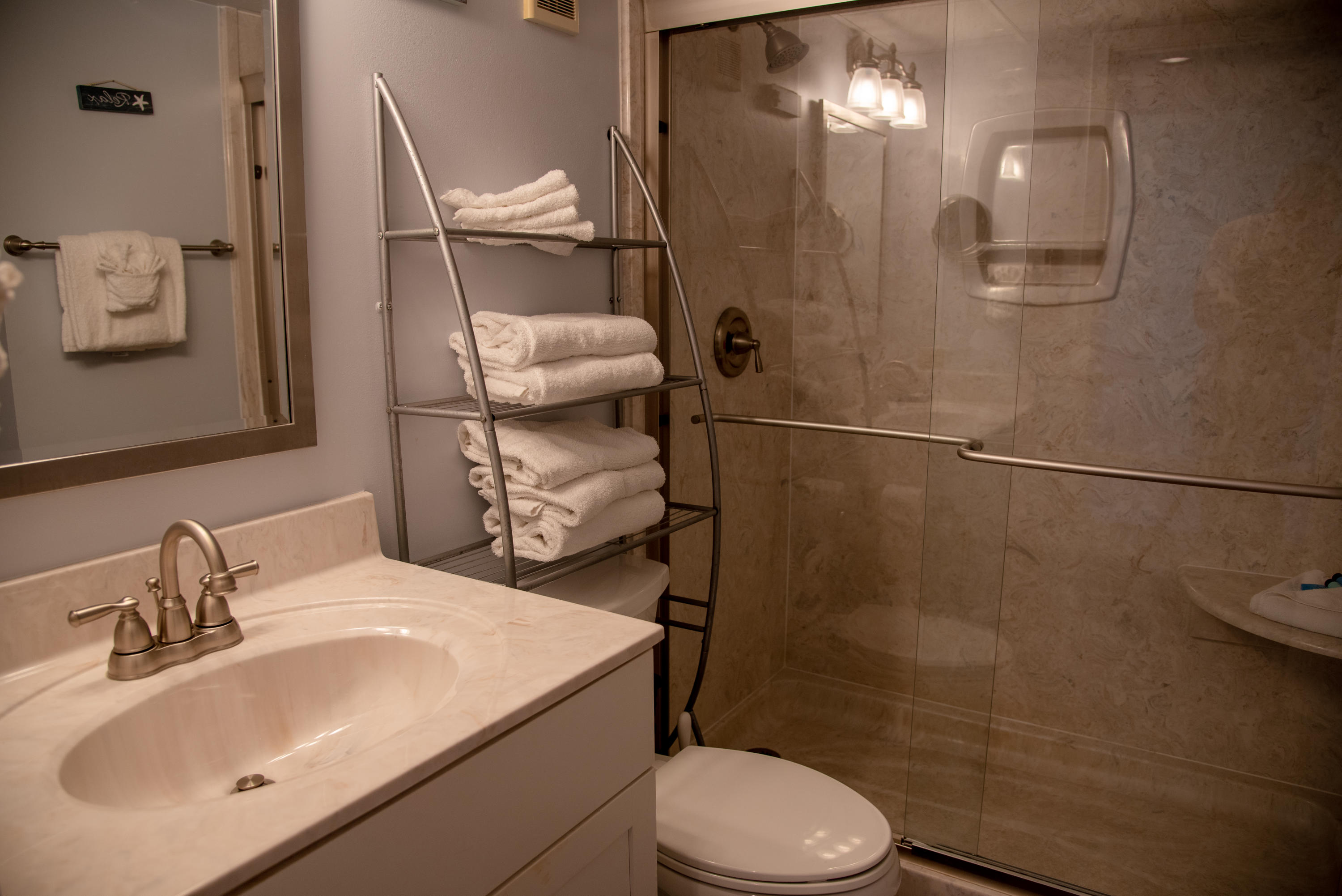 EDGEWATER TOWER III - Residential