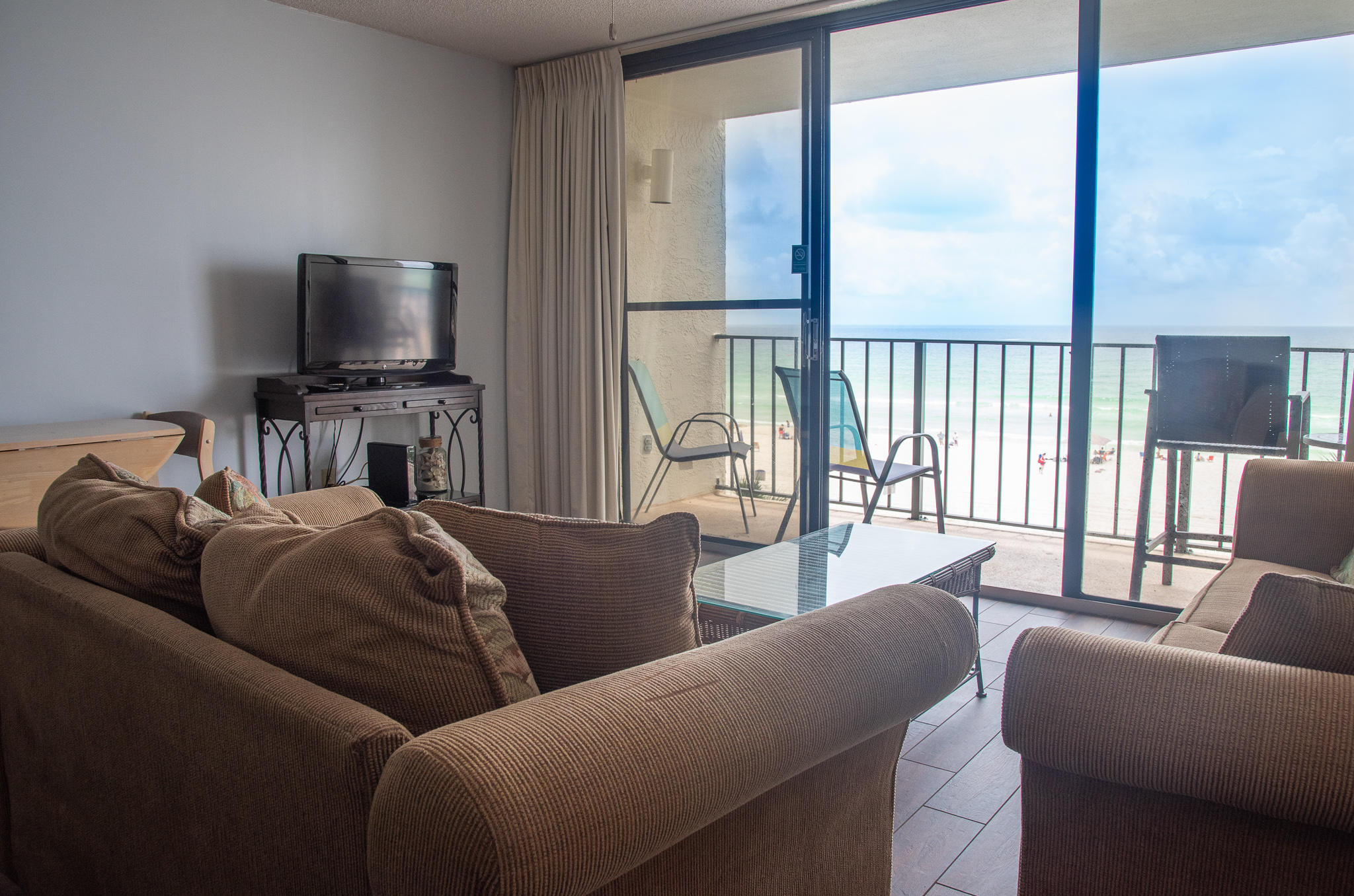 EDGEWATER TOWER III - Residential