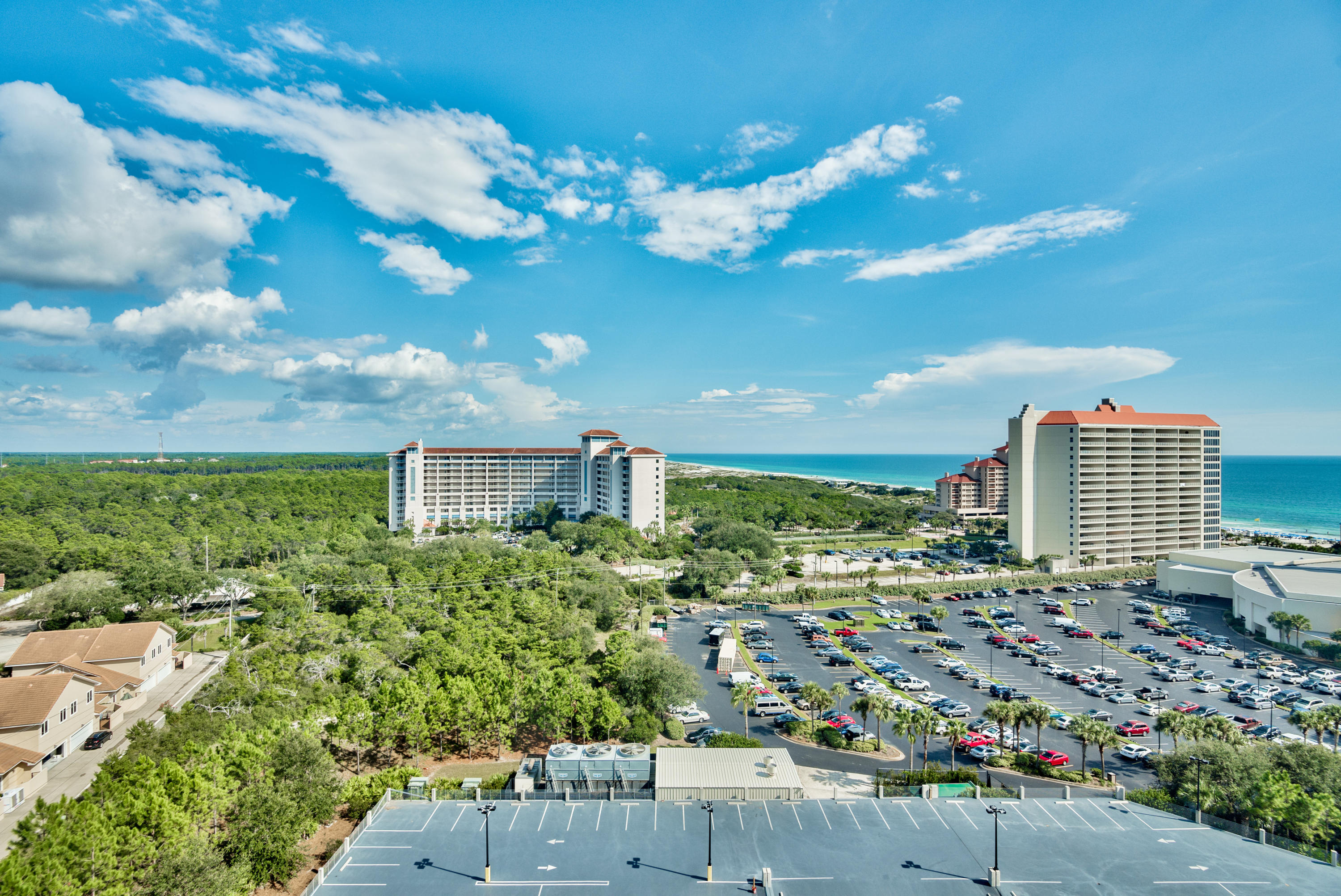 LUAU I - Residential