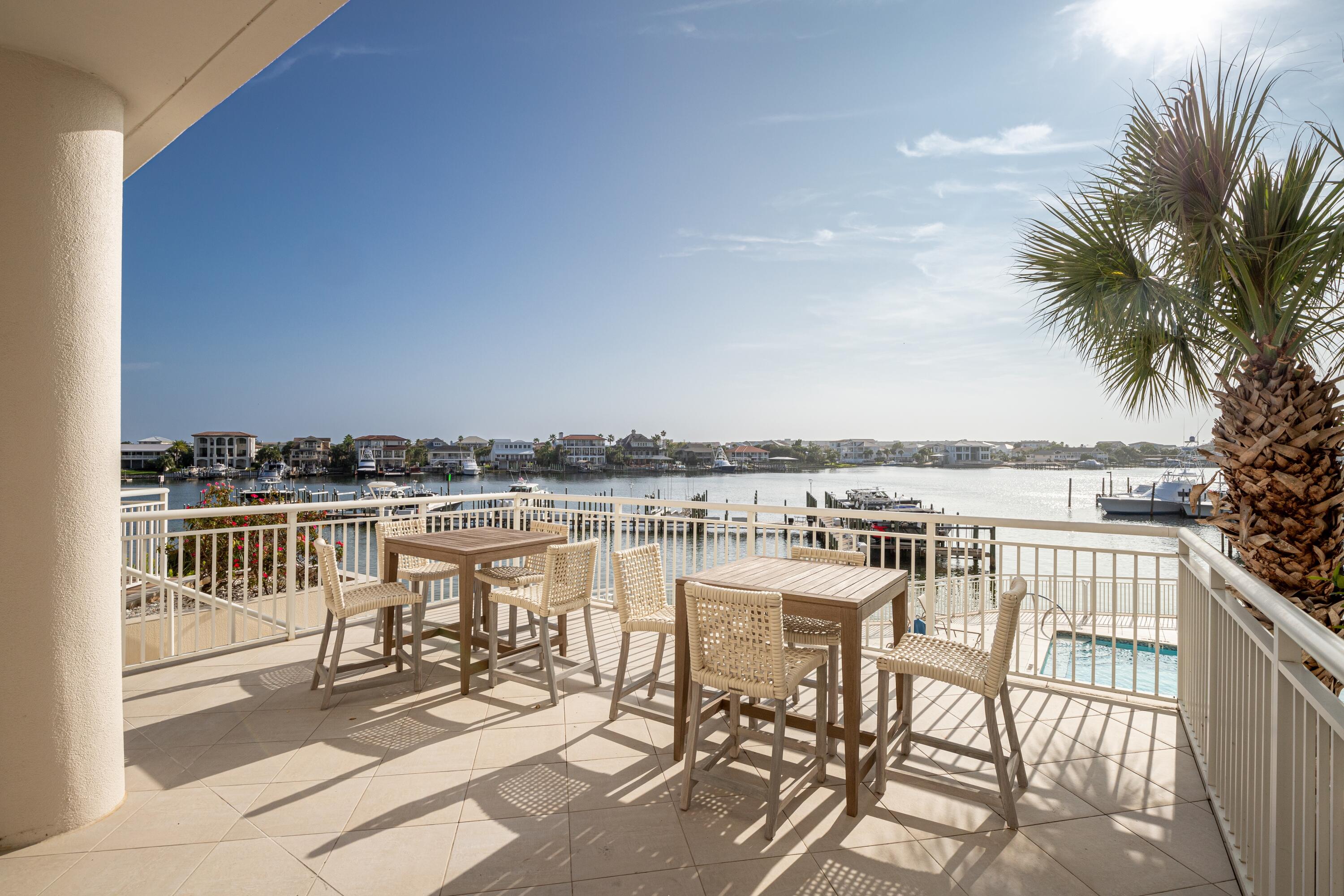 GRAND HARBOR - Residential