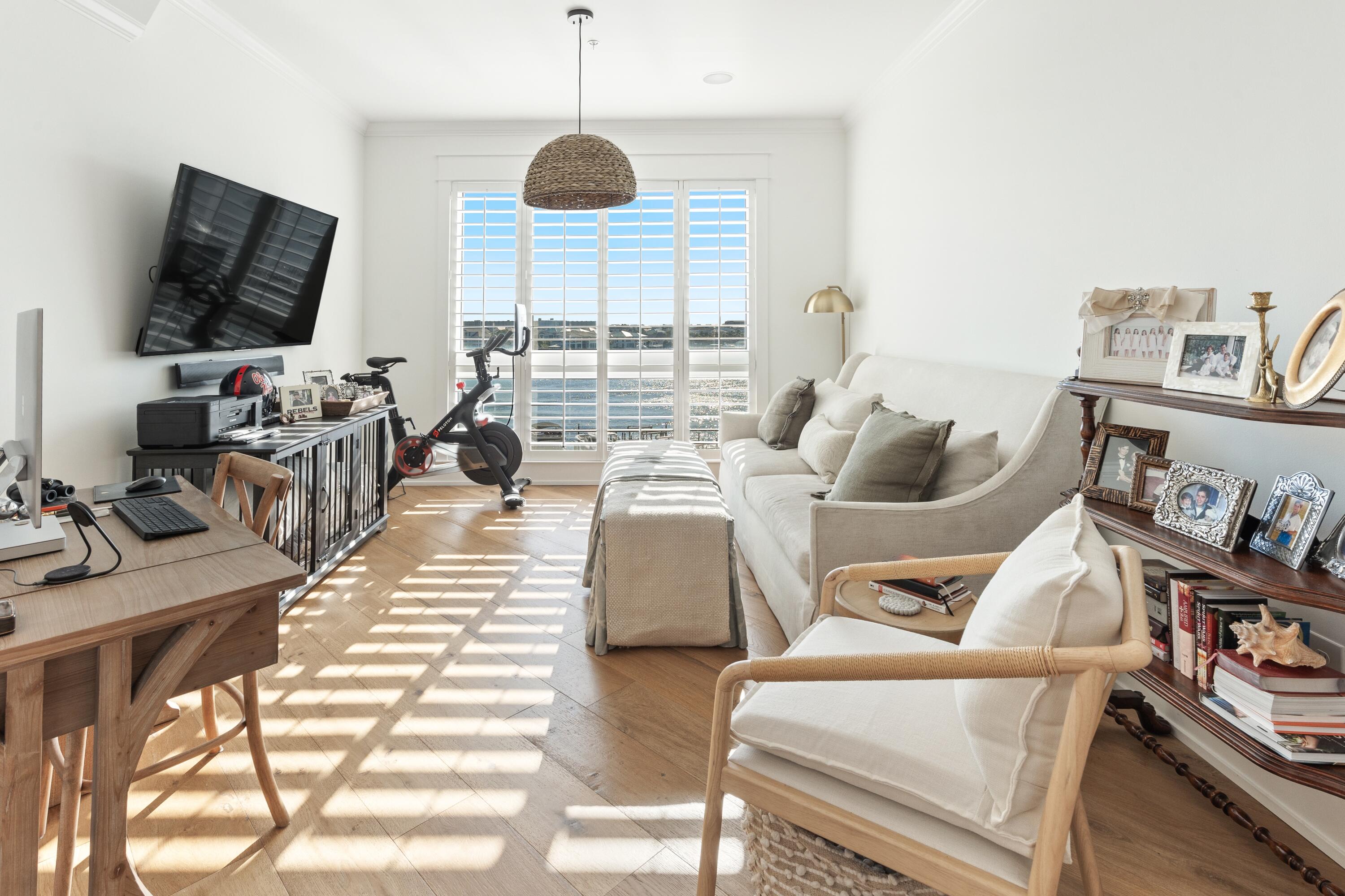 GRAND HARBOR - Residential