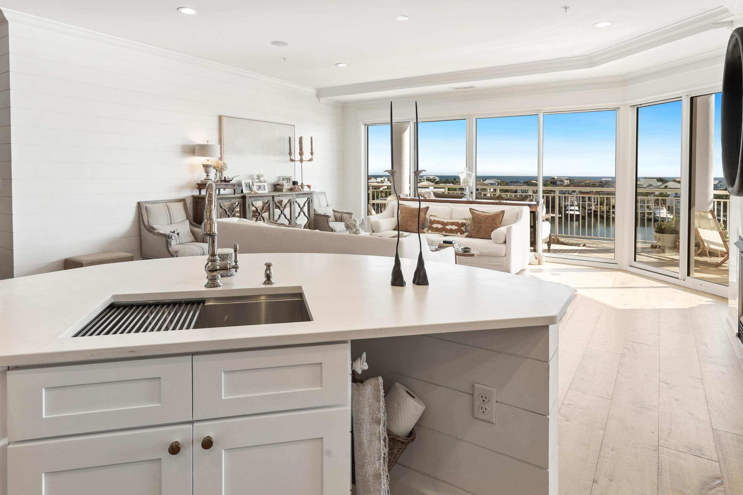 GRAND HARBOR - Residential