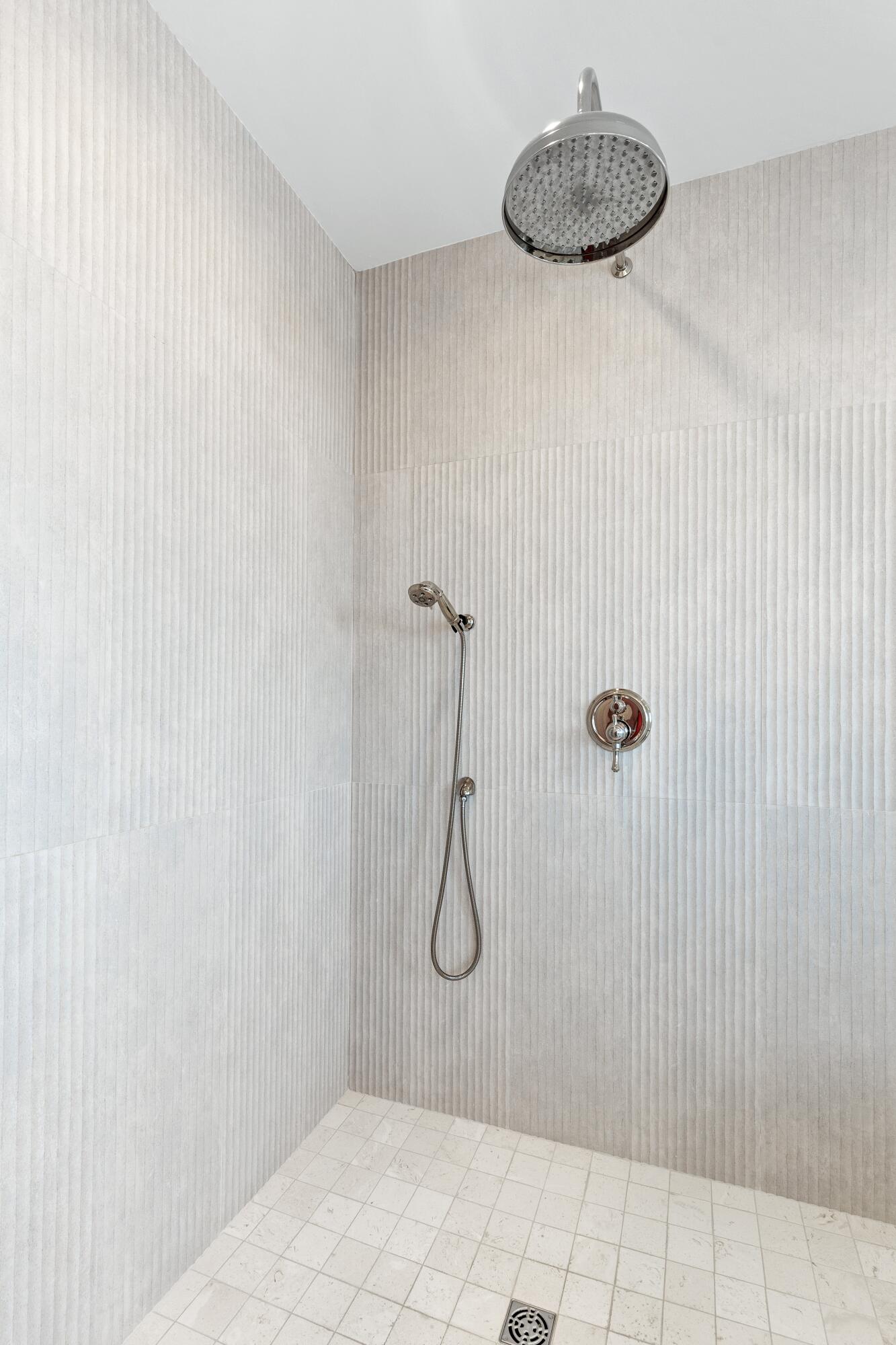 GRAND HARBOR - Residential